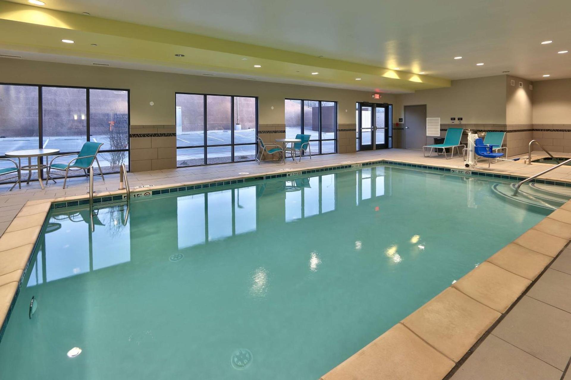 Hampton Inn & Suites Albuquerque Airport photo 8