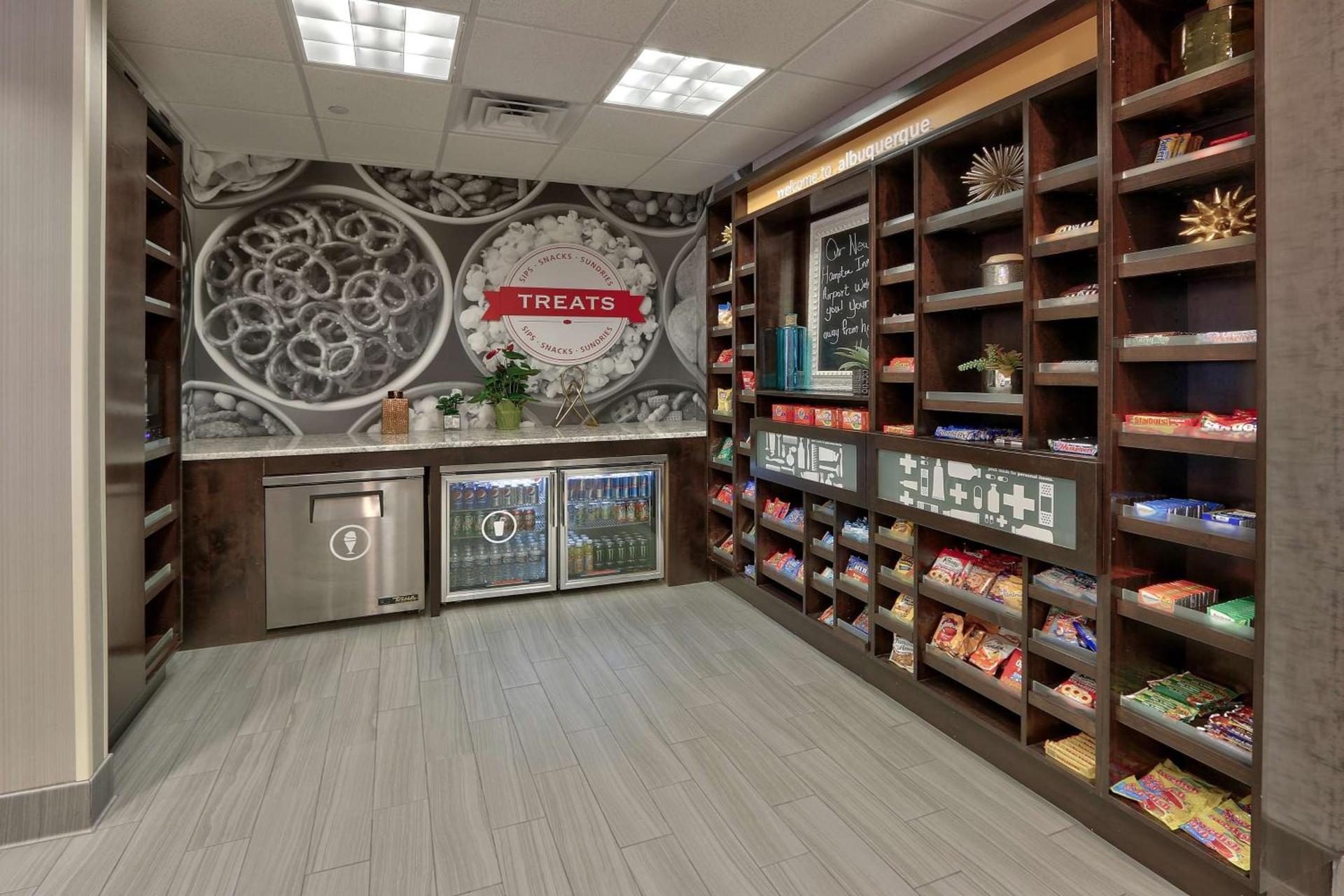 Hampton Inn & Suites Albuquerque Airport photo 14