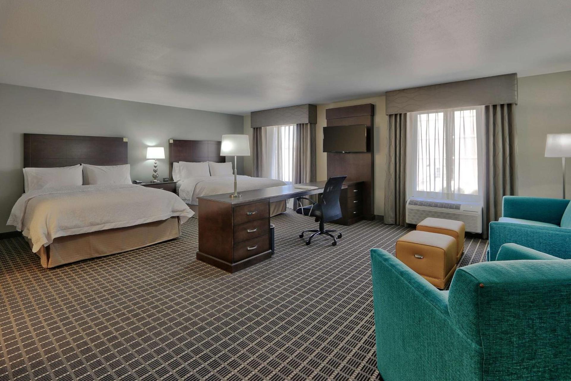 Hampton Inn & Suites Albuquerque Airport photo 31