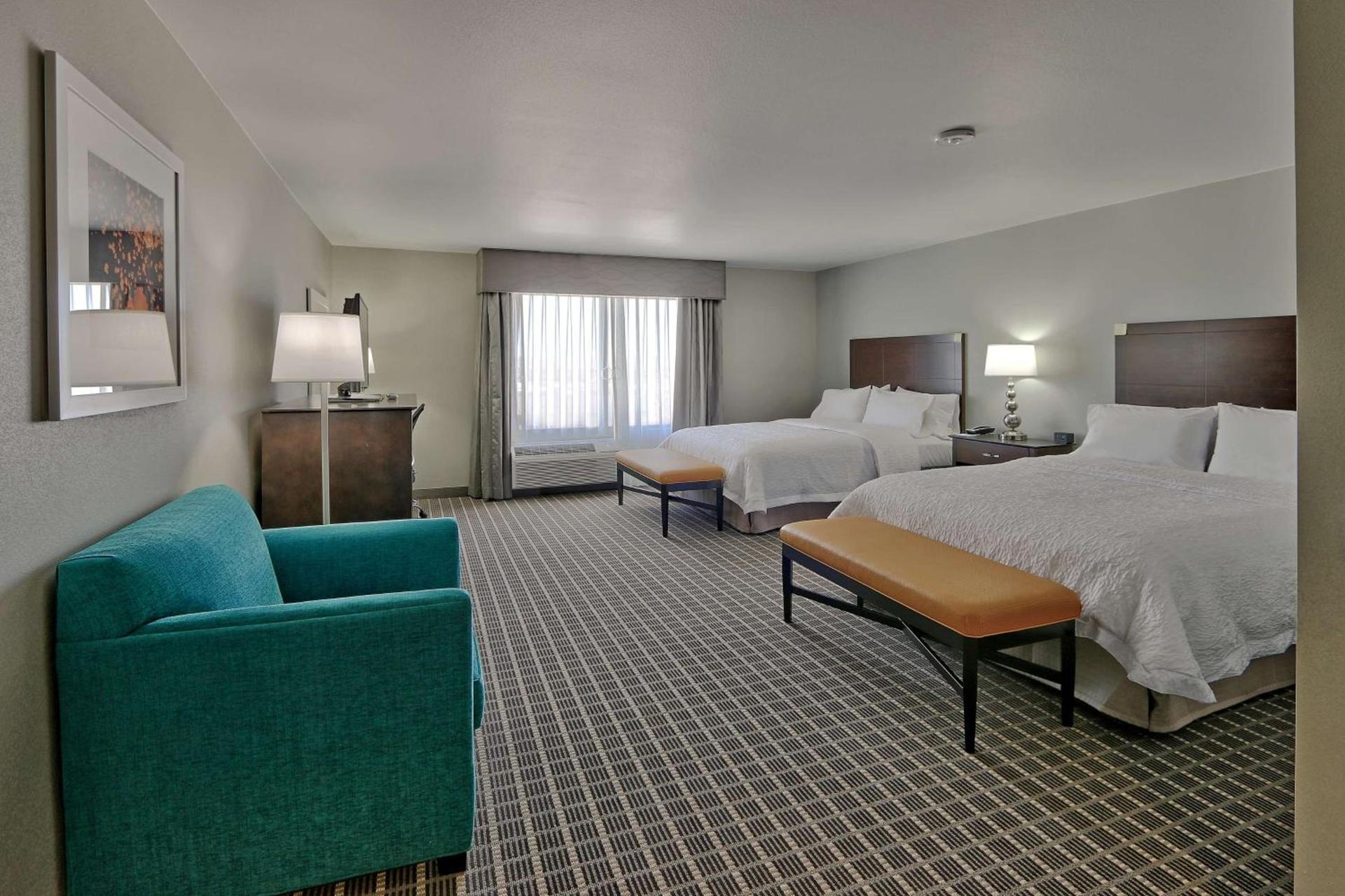 Hampton Inn & Suites Albuquerque Airport photo 35