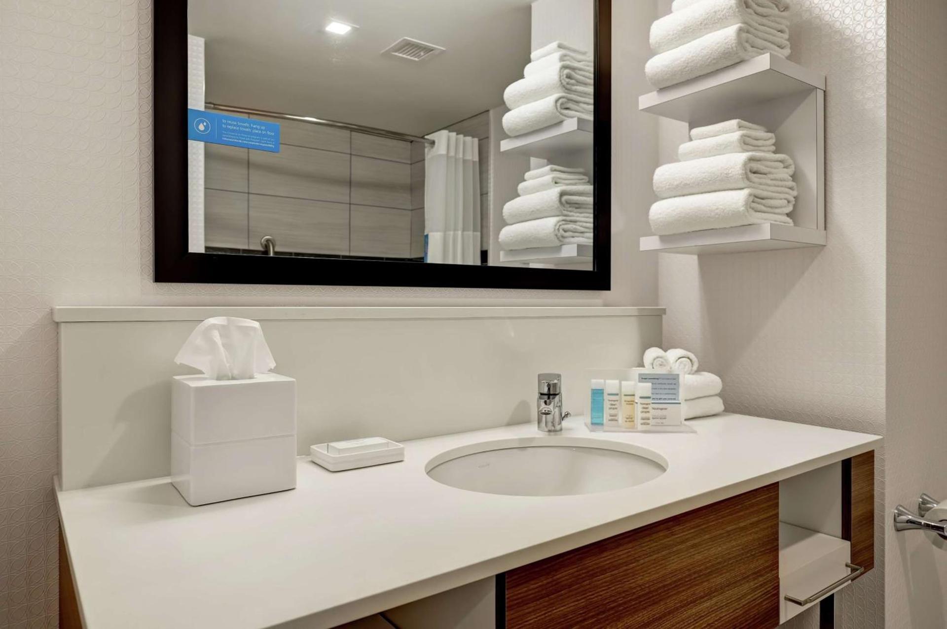 Hampton Inn Egg Harbor Township Atlantic City photo 14