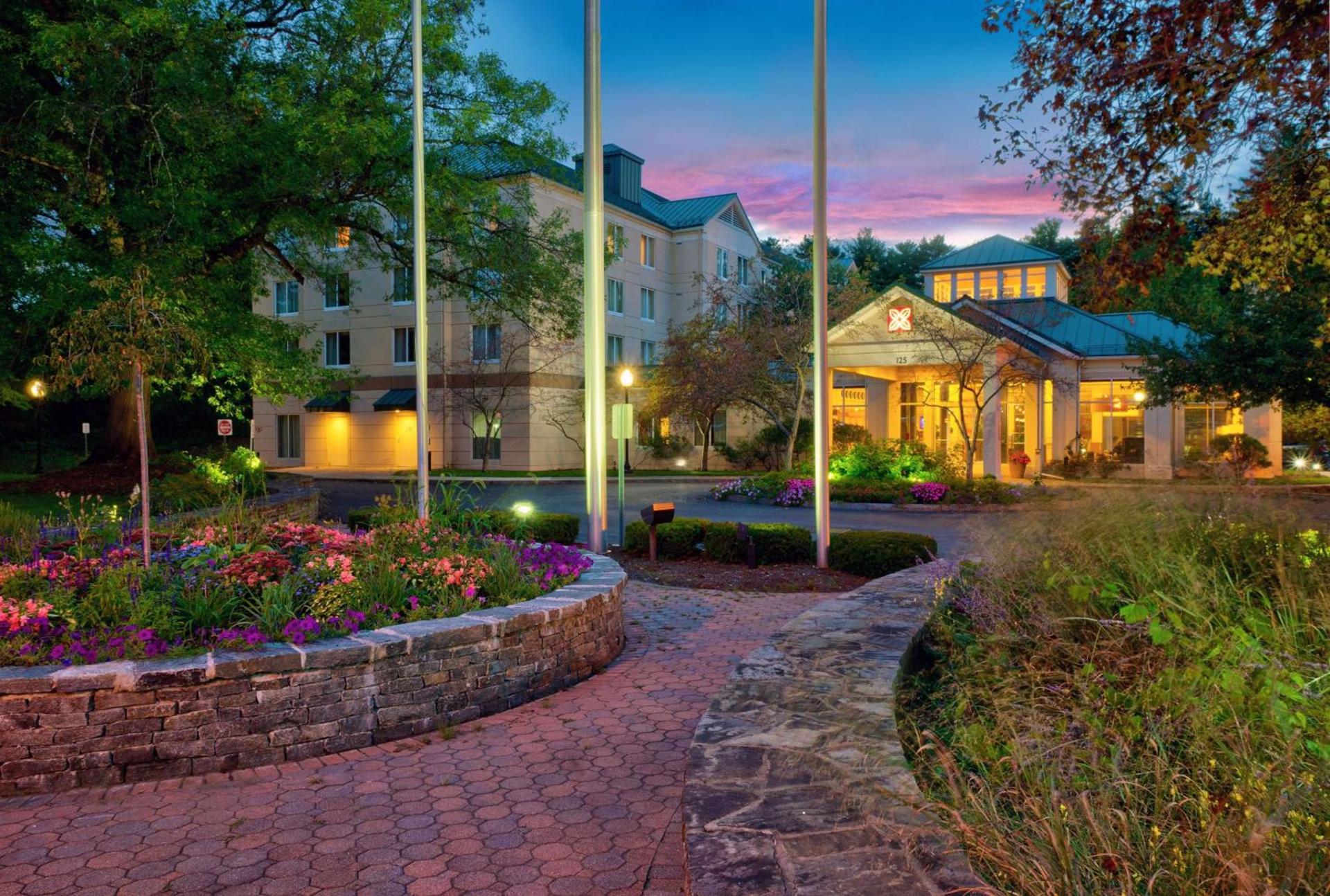 Hilton Garden Inn Saratoga Springs photo 4