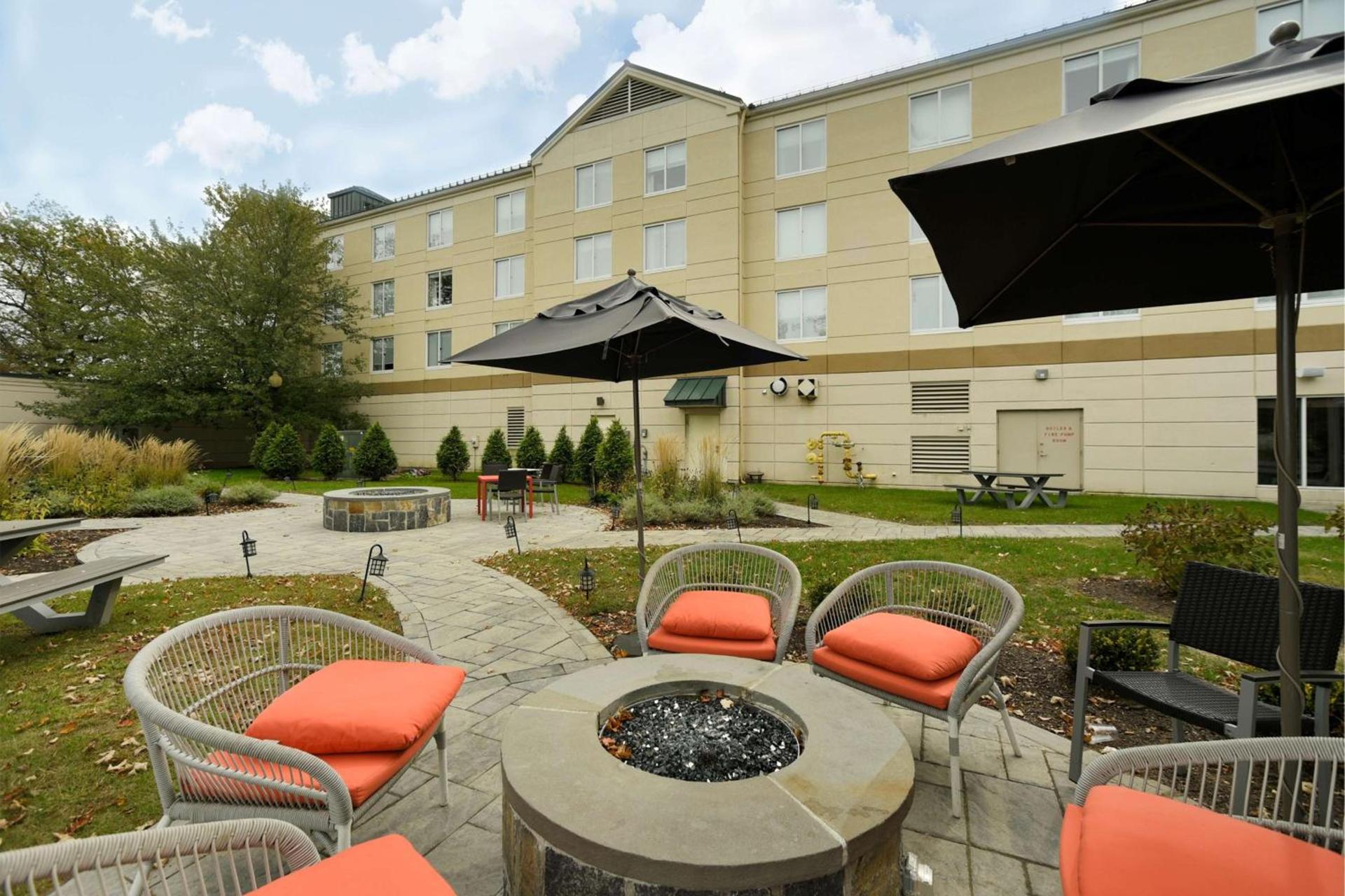 Hilton Garden Inn Saratoga Springs photo 8