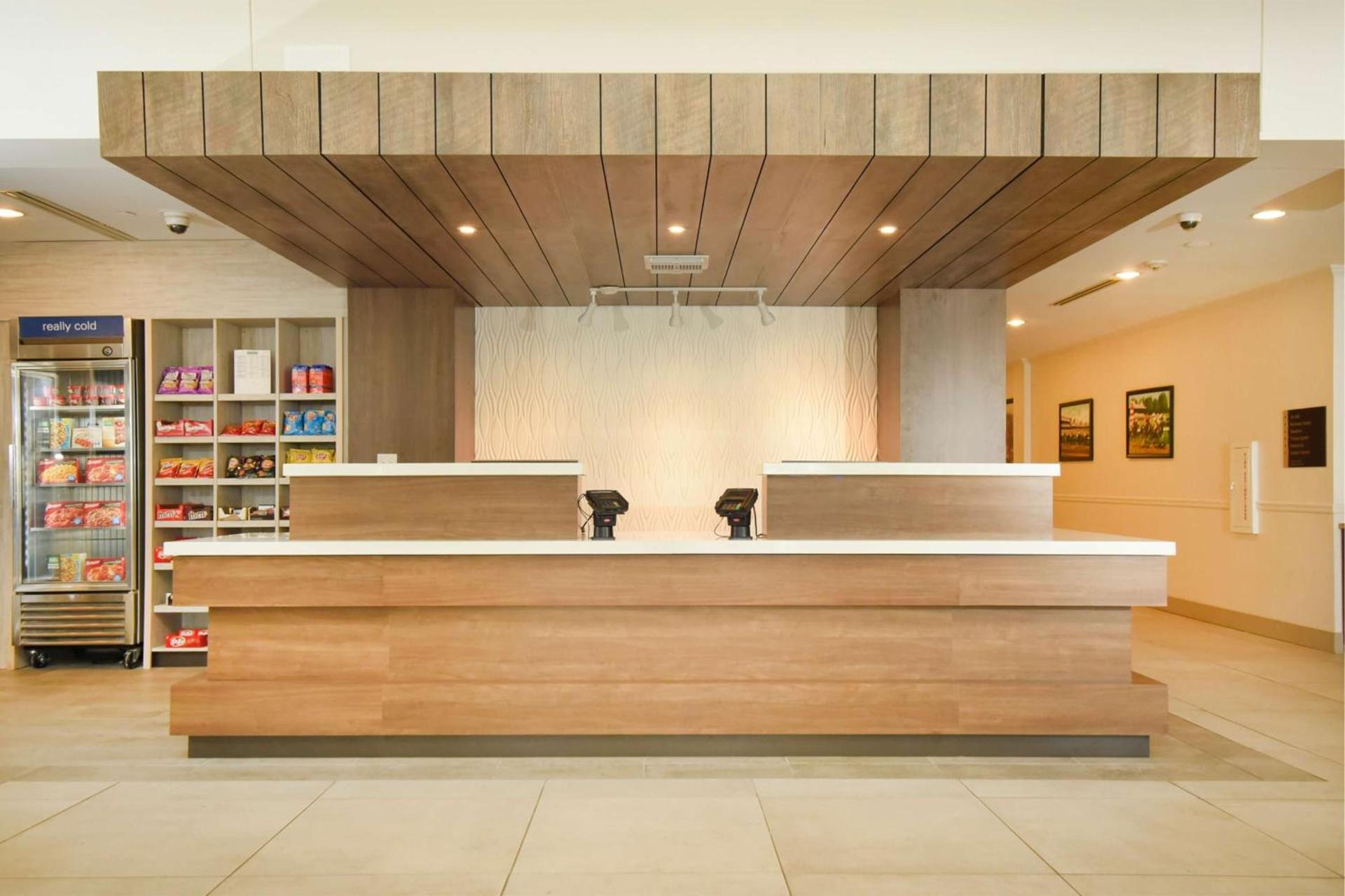 Hilton Garden Inn Saratoga Springs photo 9