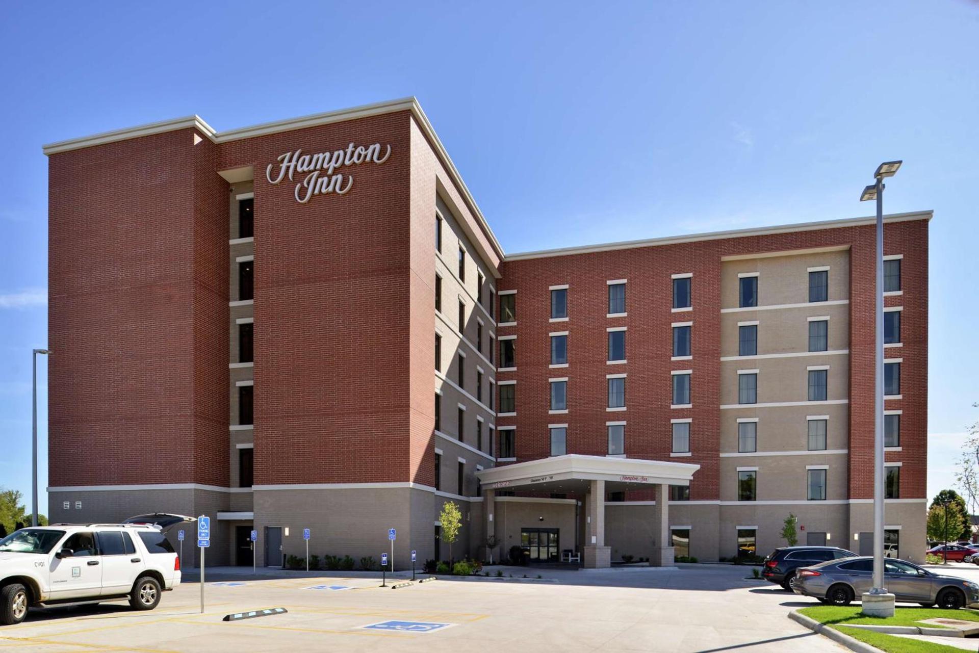 Hampton Inn Cedar Falls Downtown, Ia photo 6
