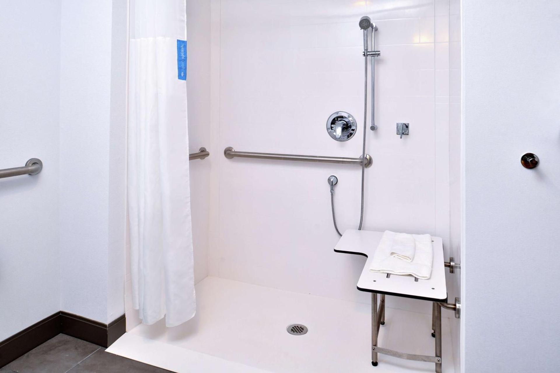 Hampton Inn Cedar Falls Downtown, Ia photo 44