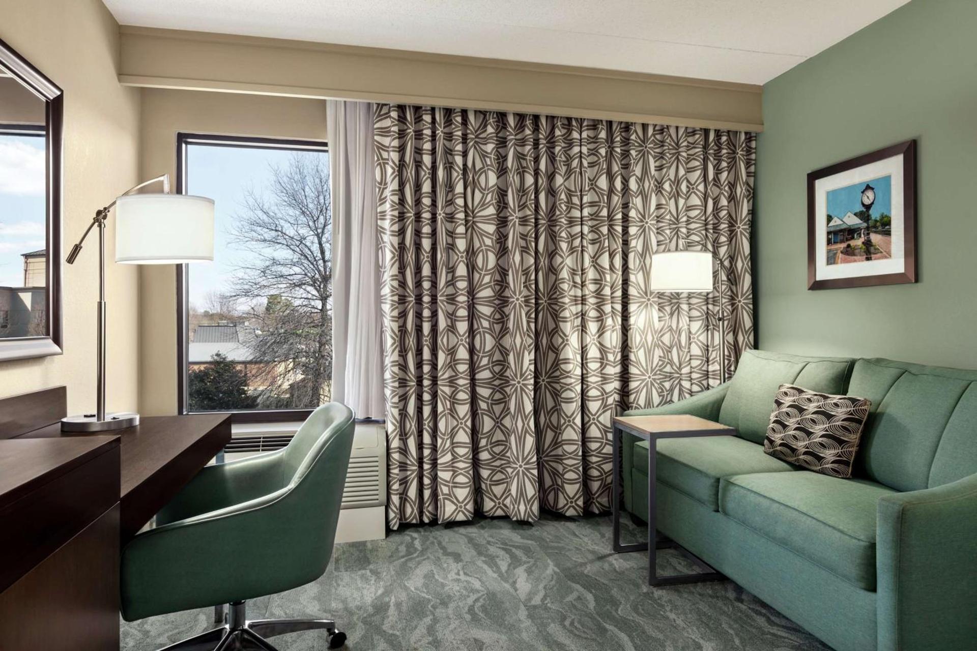 Hampton Inn Richmond/Ashland photo 30