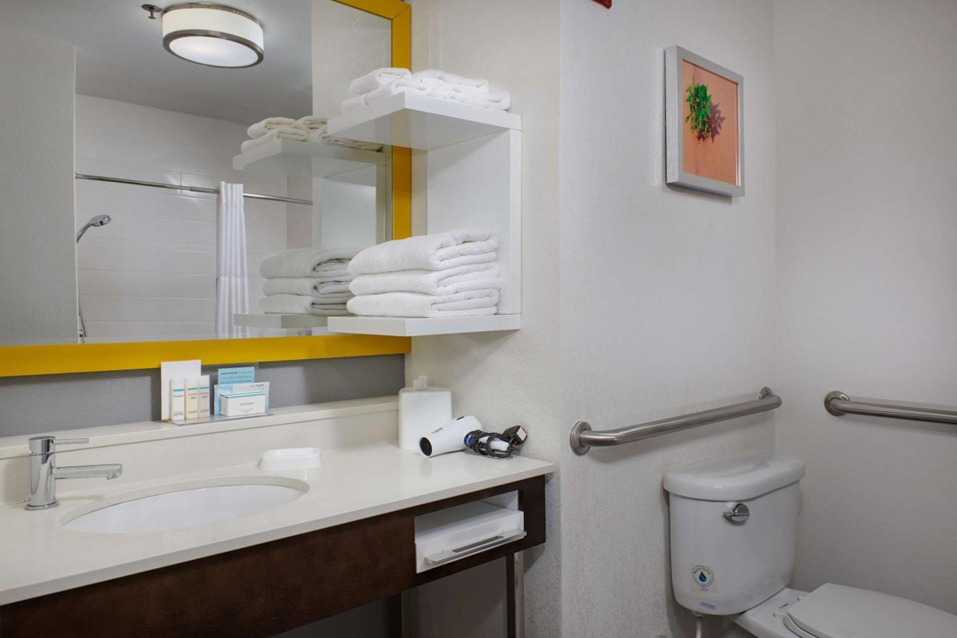 Hampton Inn Alamogordo photo 17