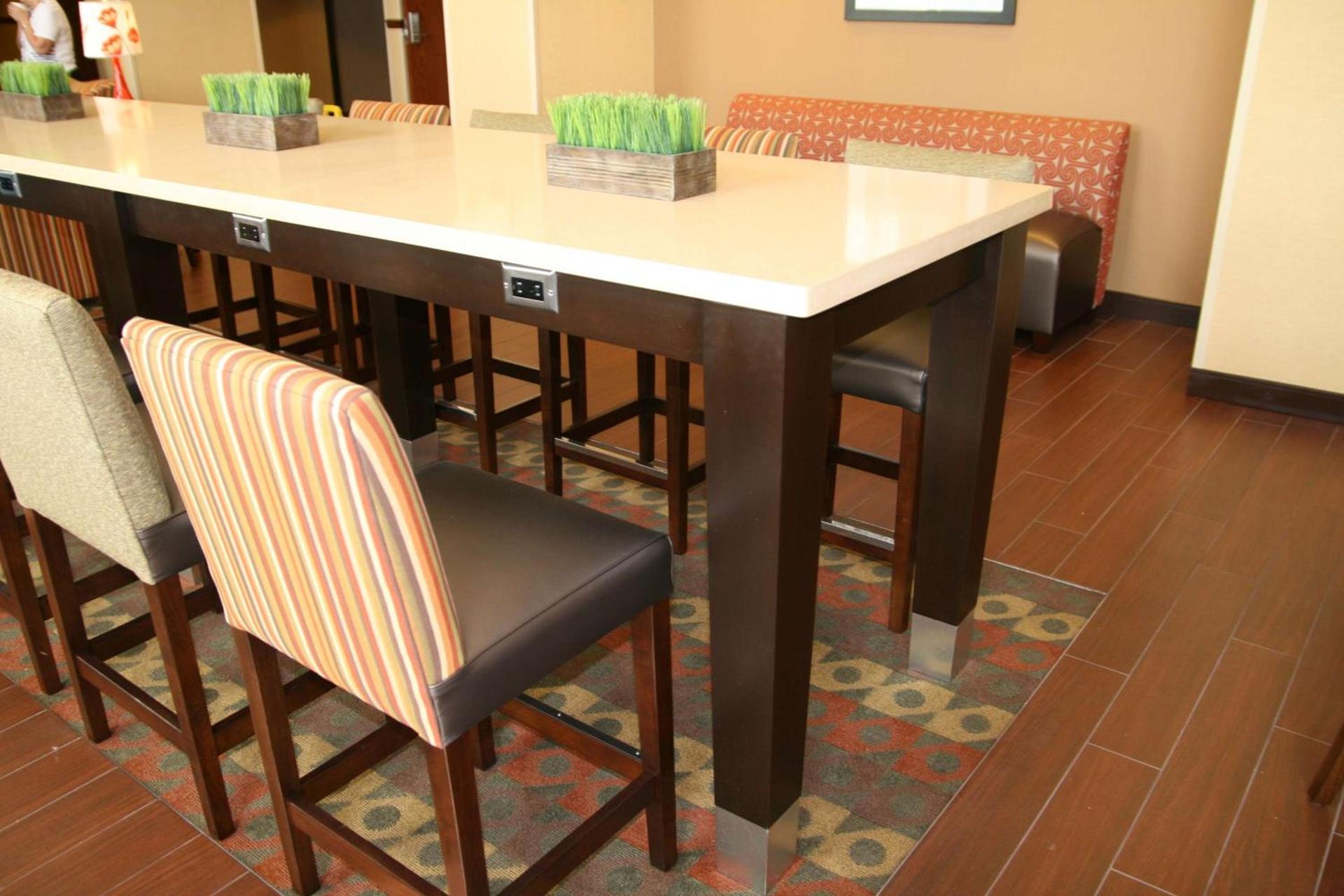 Hampton Inn & Suites Oxford-Anniston photo 27