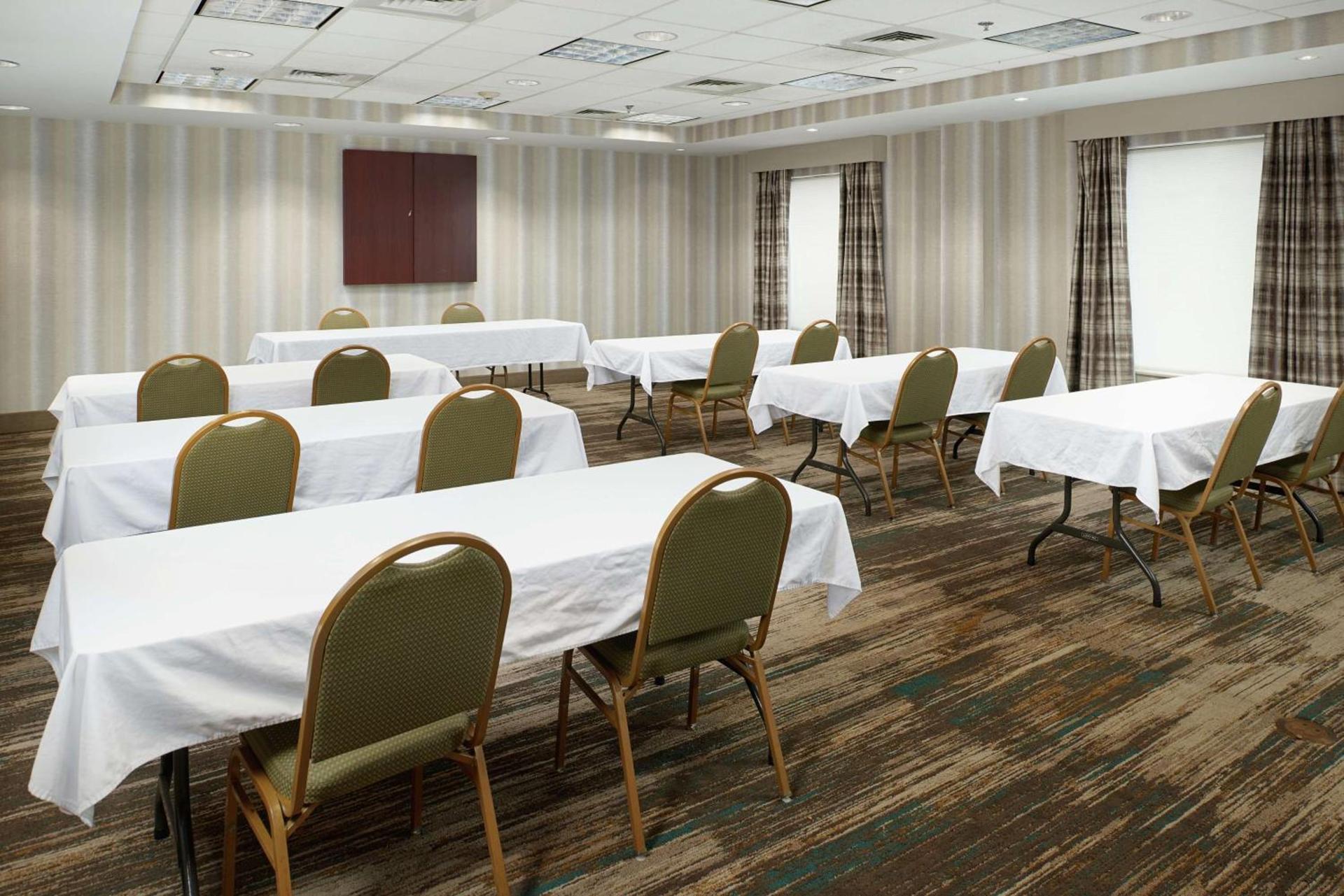 Hampton Inn & Suites Oxford-Anniston photo 47