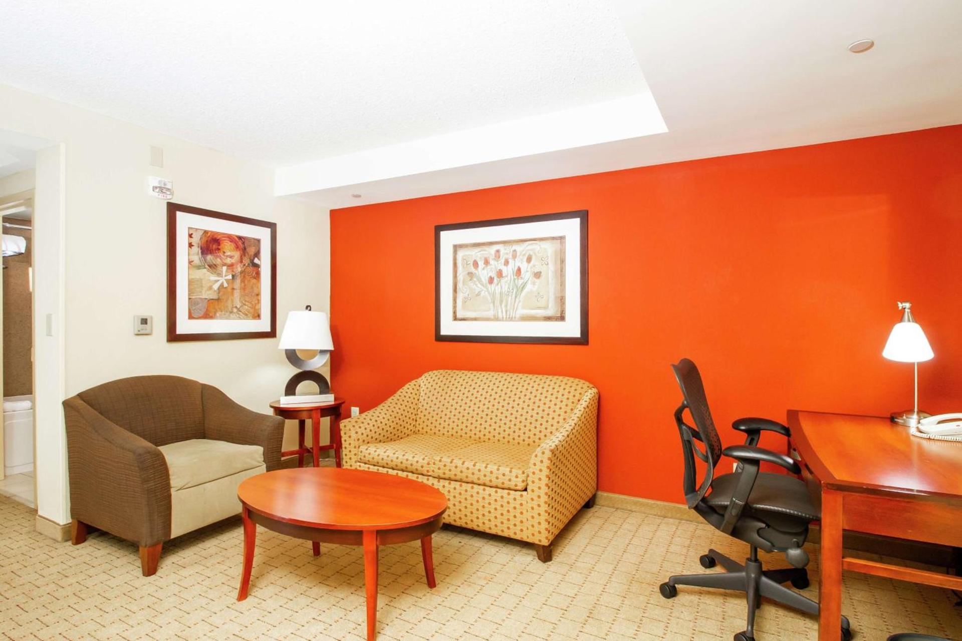 Hilton Garden Inn Anderson photo 15