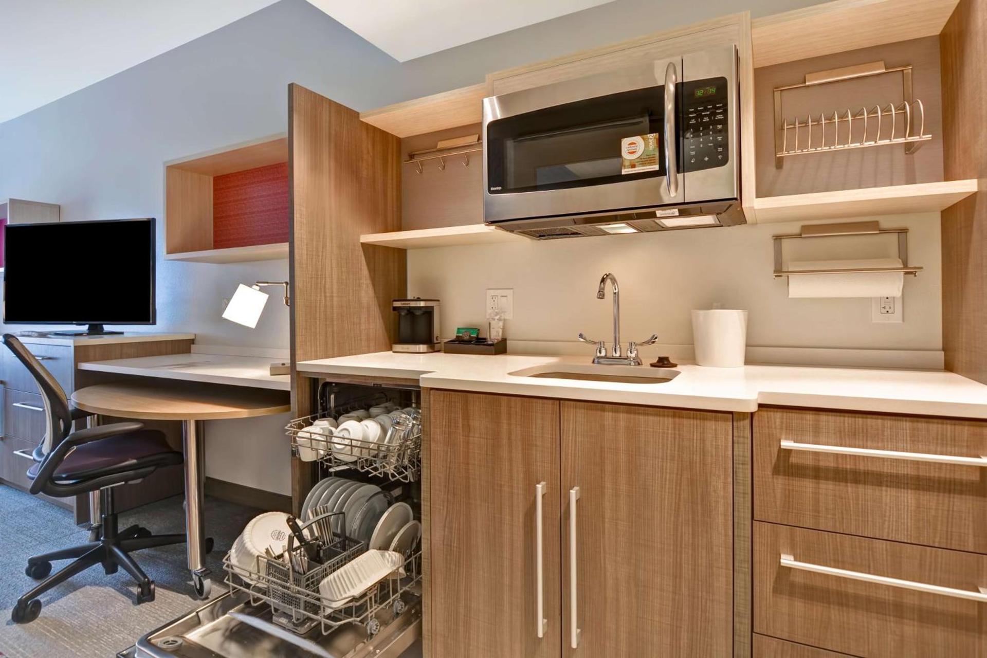 Home2 Suites By Hilton Naples I-75 Pine Ridge Road photo 38
