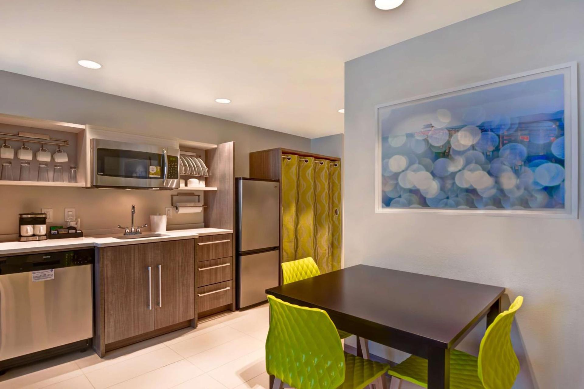 Home2 Suites By Hilton Naples I-75 Pine Ridge Road photo 40