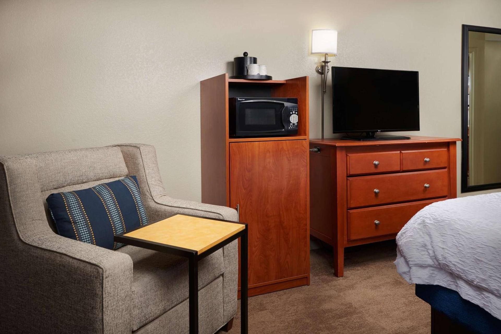 Hampton Inn Ann Arbor-South photo 29