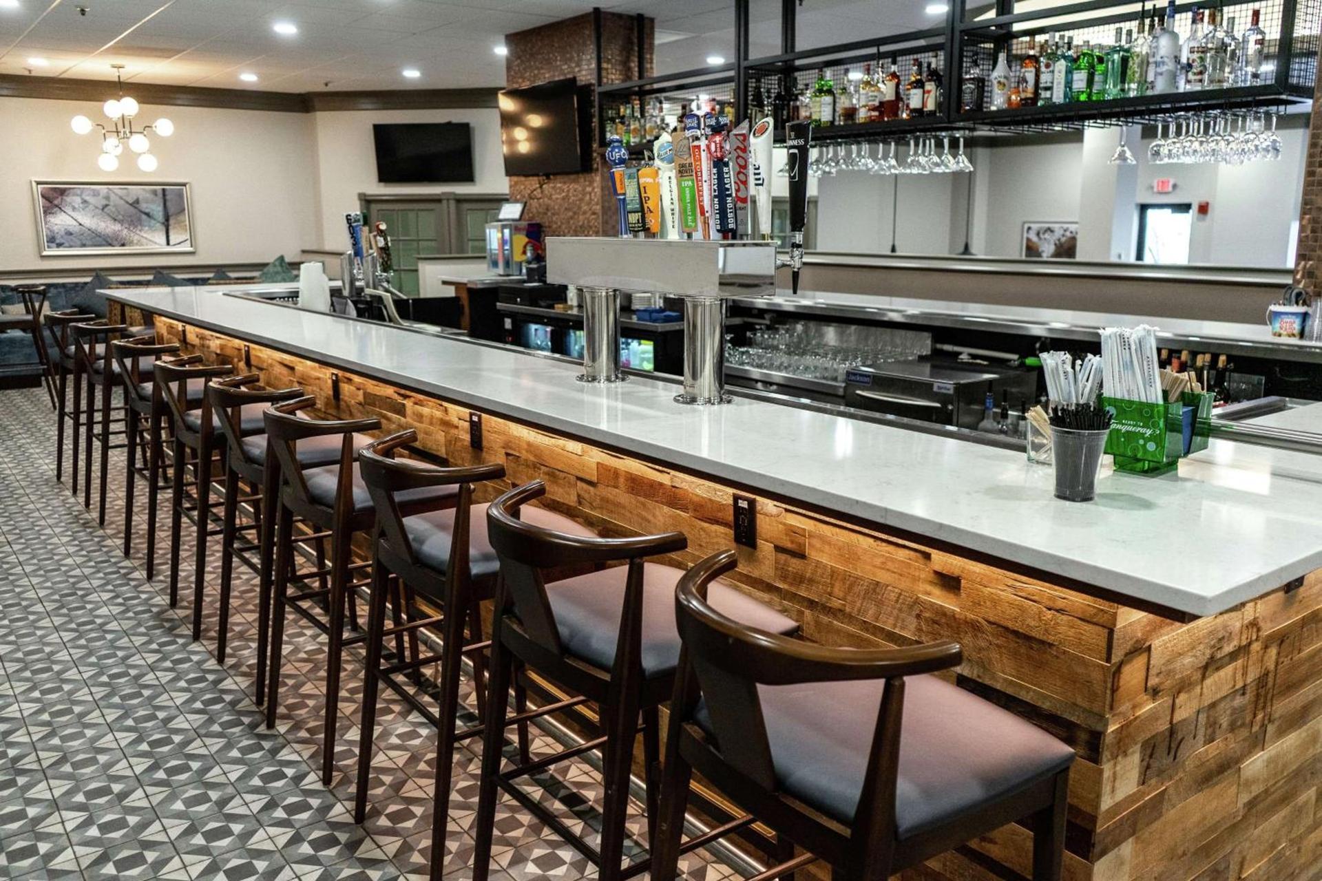 DoubleTree by Hilton Nashua photo 10