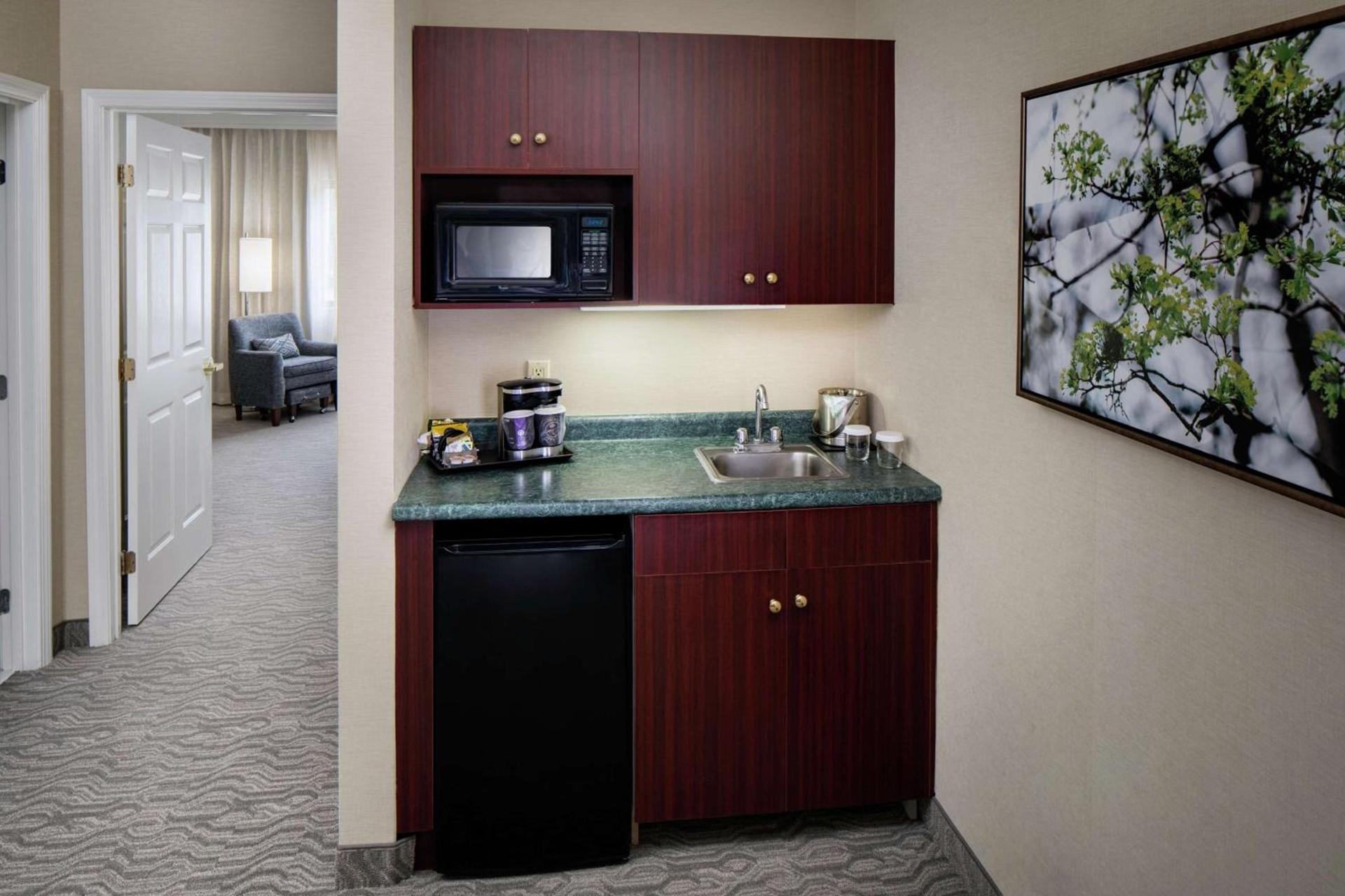 DoubleTree by Hilton Nashua photo 19
