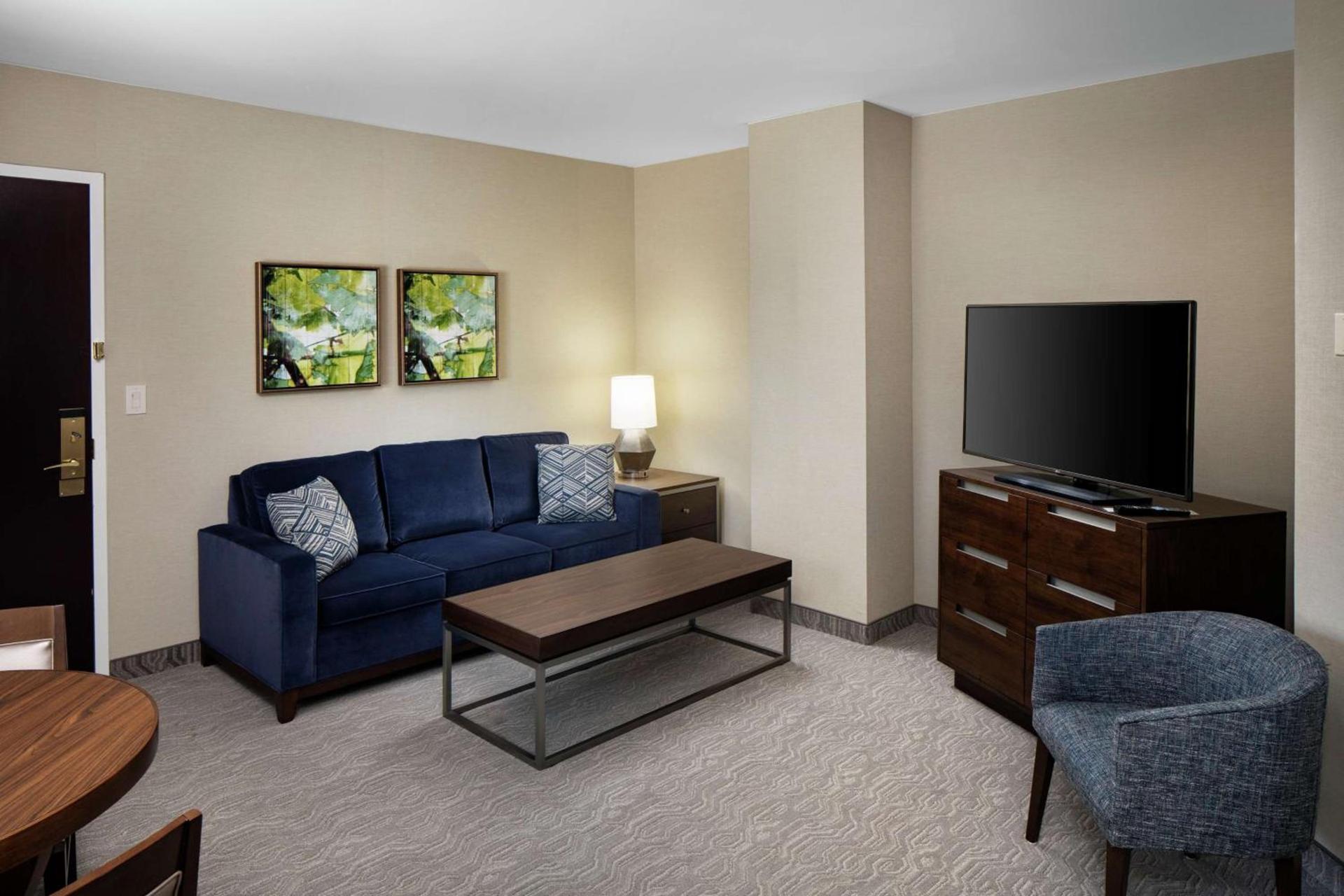 DoubleTree by Hilton Nashua photo 20