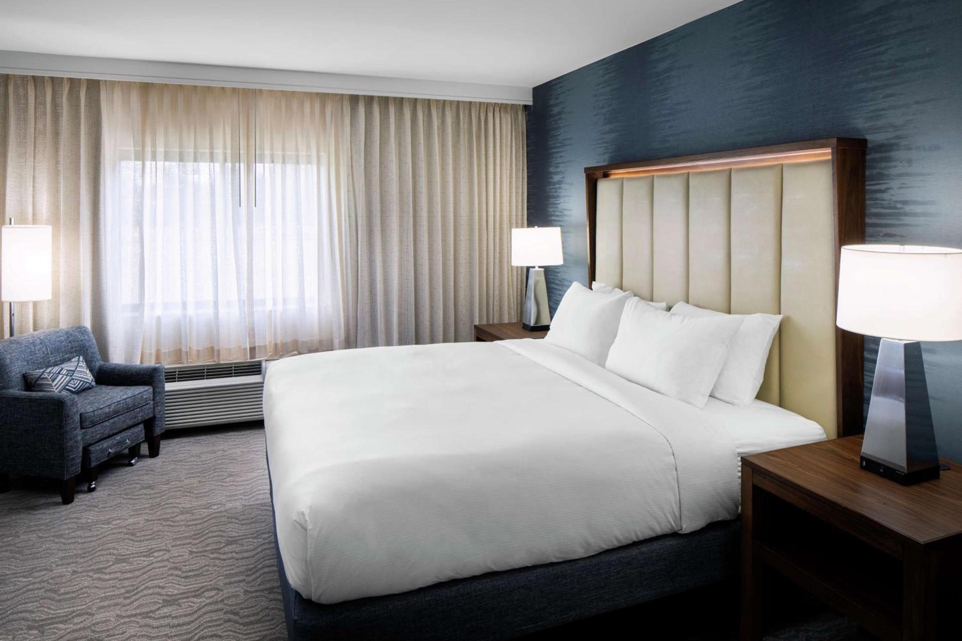 DoubleTree by Hilton Nashua photo 23