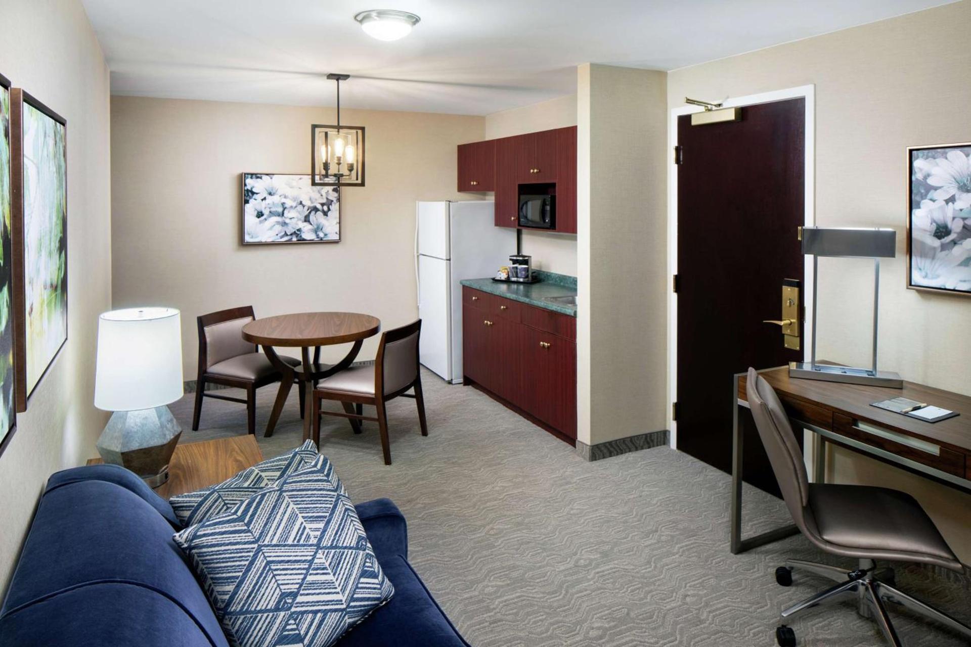 DoubleTree by Hilton Nashua photo 33