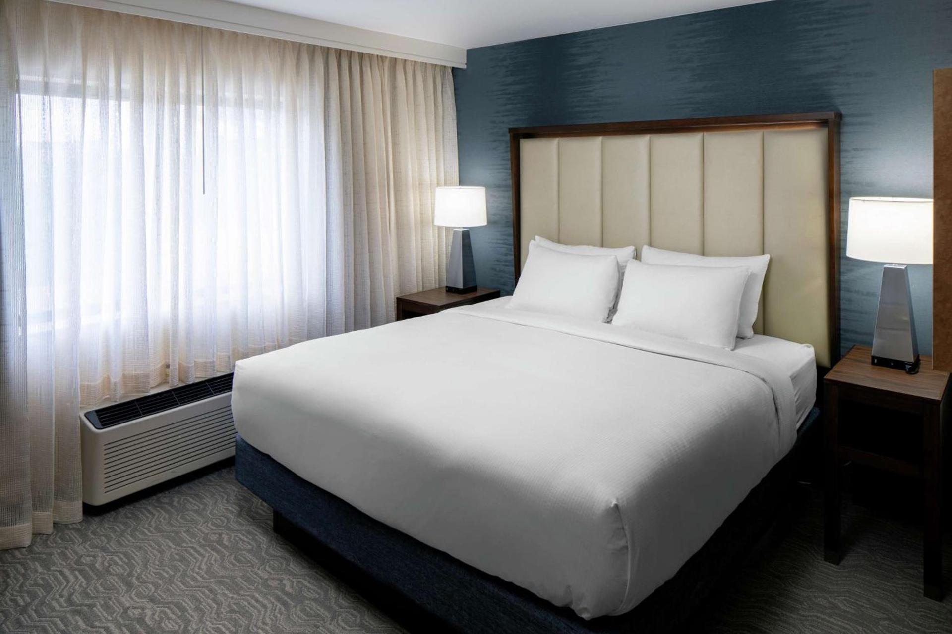 DoubleTree by Hilton Nashua photo 36