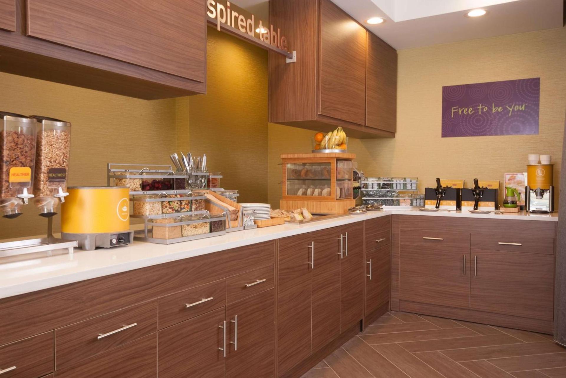 Home2 Suites By Hilton Atlanta Perimeter Center photo 14