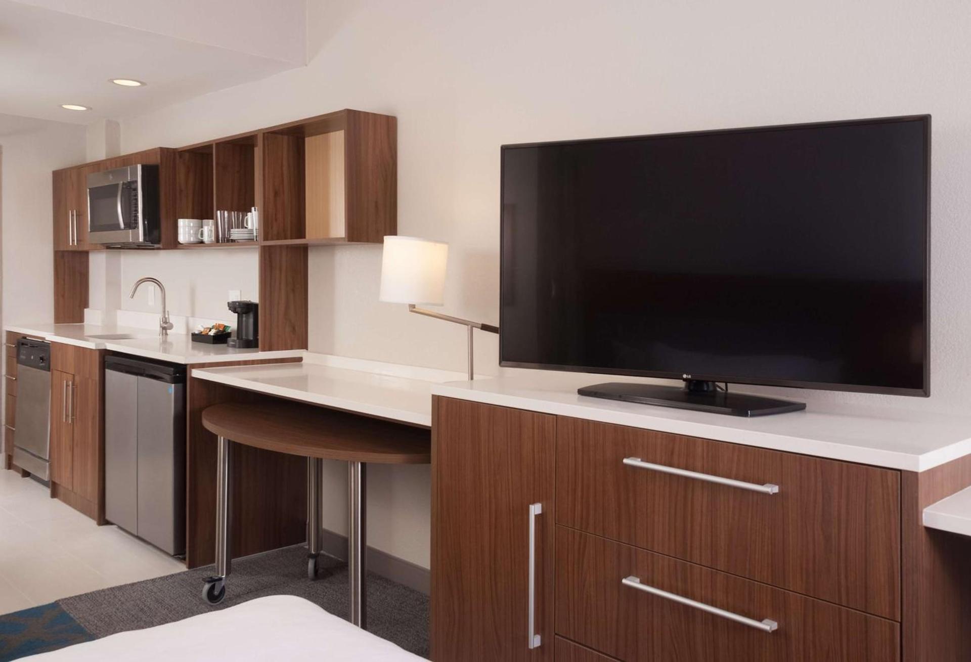Home2 Suites By Hilton Atlanta Perimeter Center photo 32