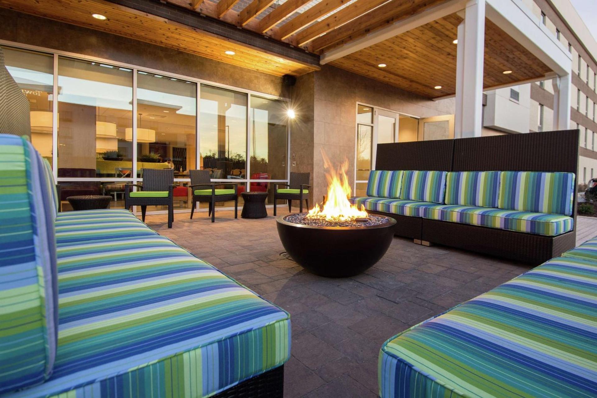 Home2 Suites by Hilton Atlanta Newnan photo 2