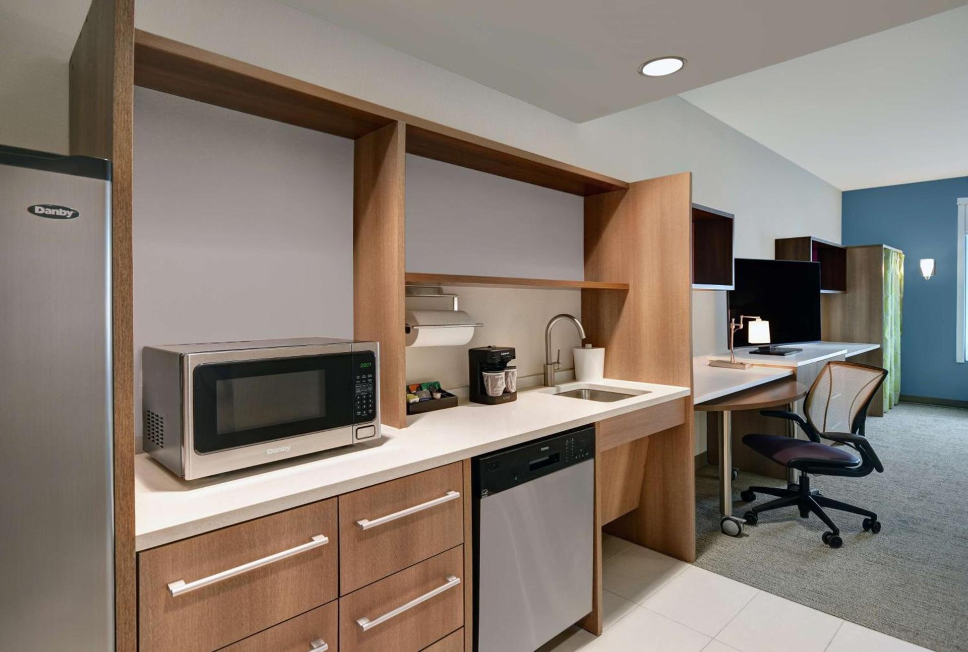 Home2 Suites by Hilton Atlanta Airport North photo 45