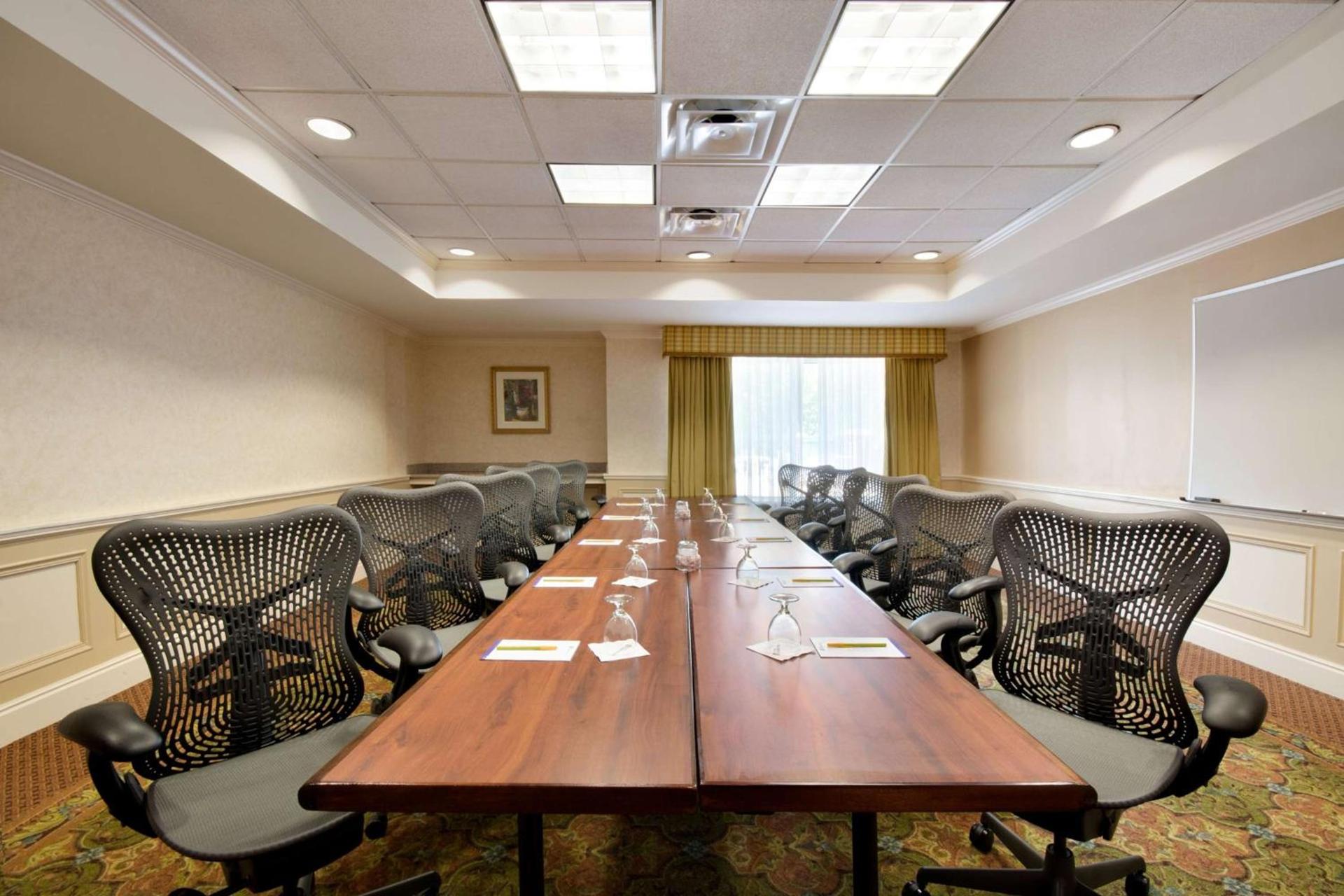 Hilton Garden Inn Atlanta Northpoint photo 25