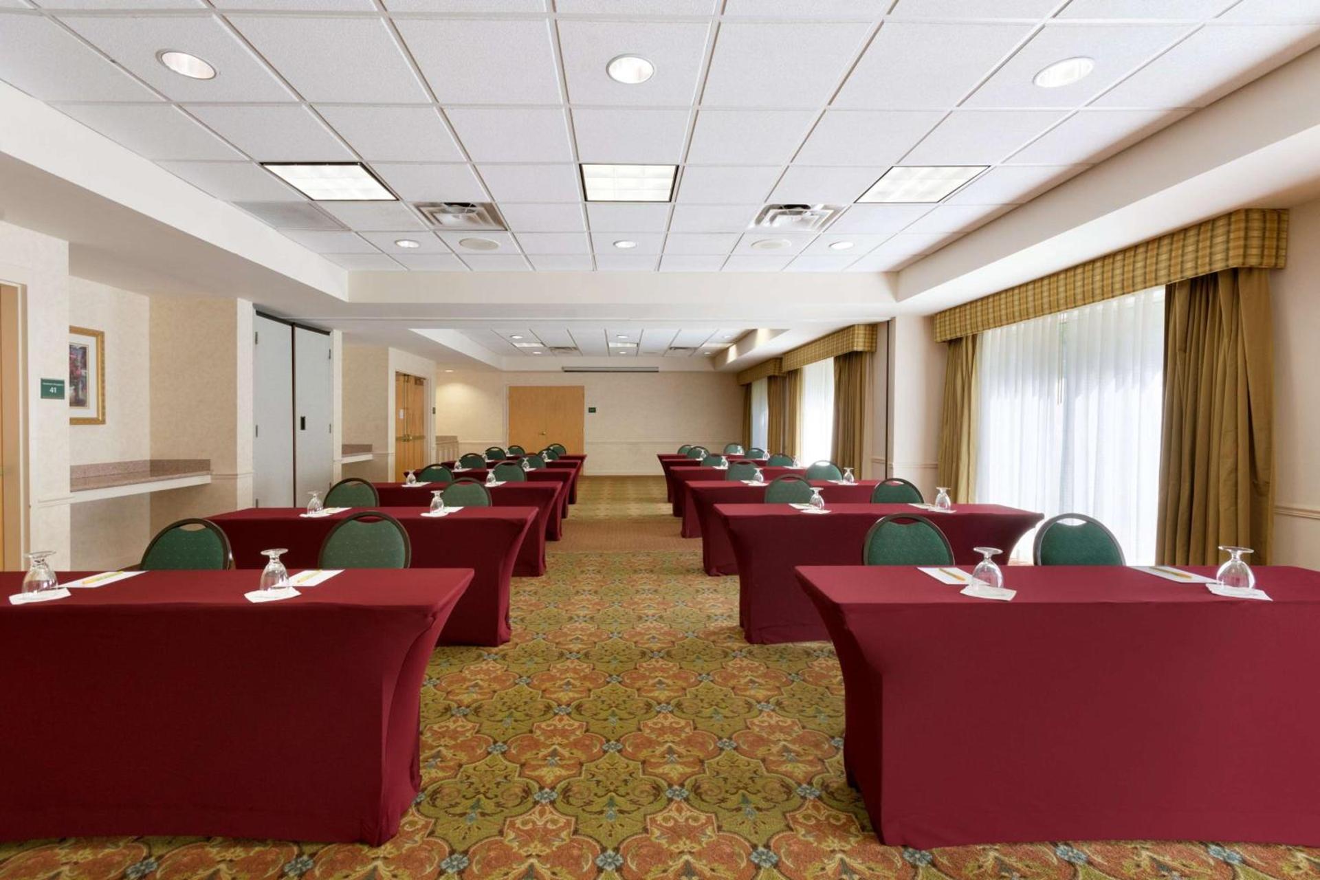 Hilton Garden Inn Atlanta Northpoint photo 26
