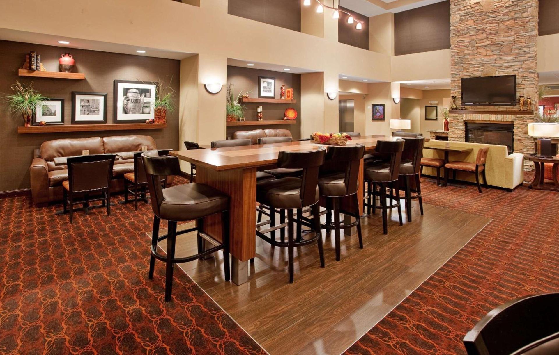Hampton Inn & Suites Watertown photo 3