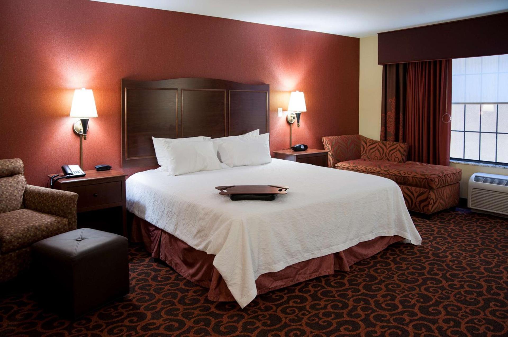 Hampton Inn & Suites Watertown photo 13