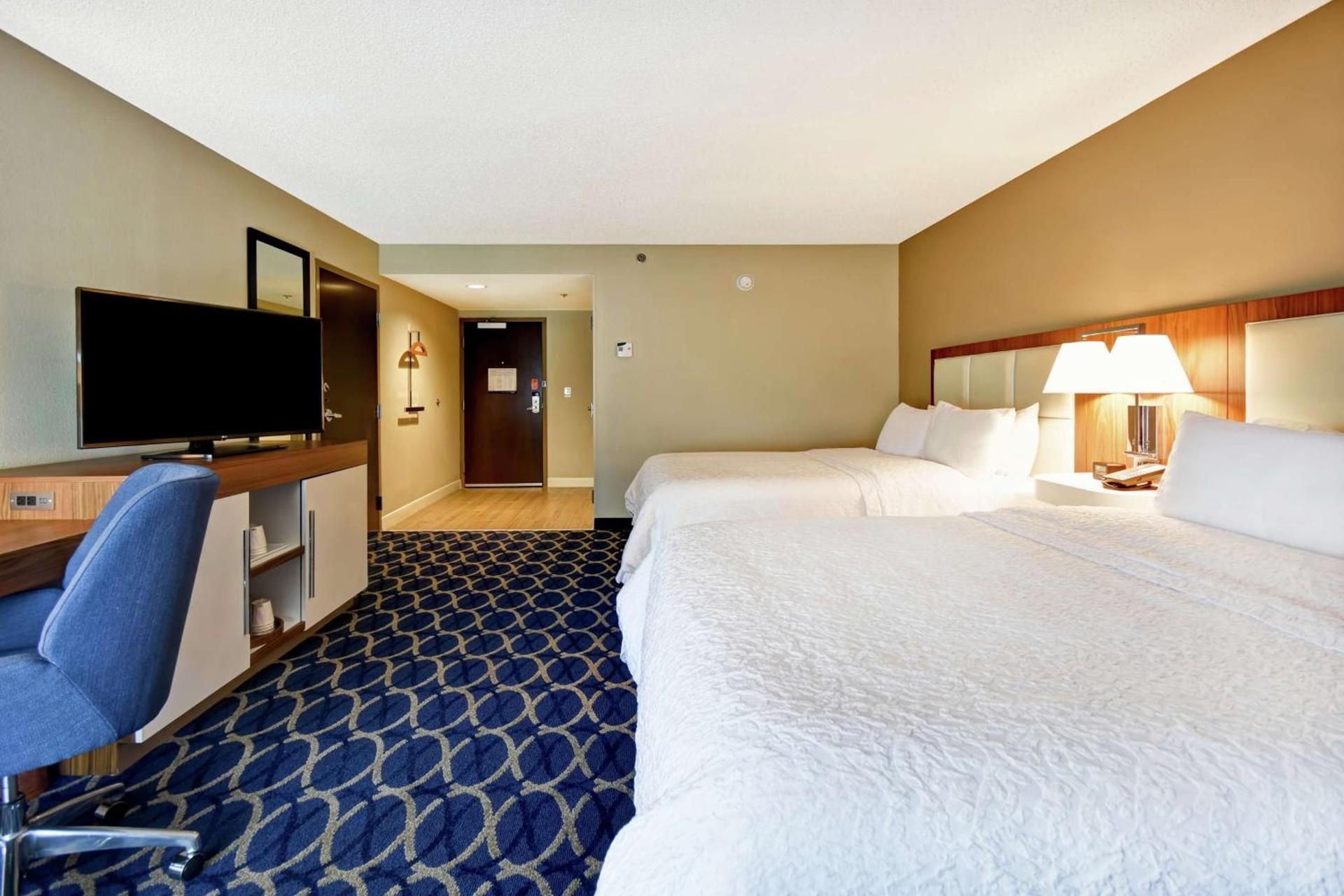 Hampton Inn Auburn photo 29