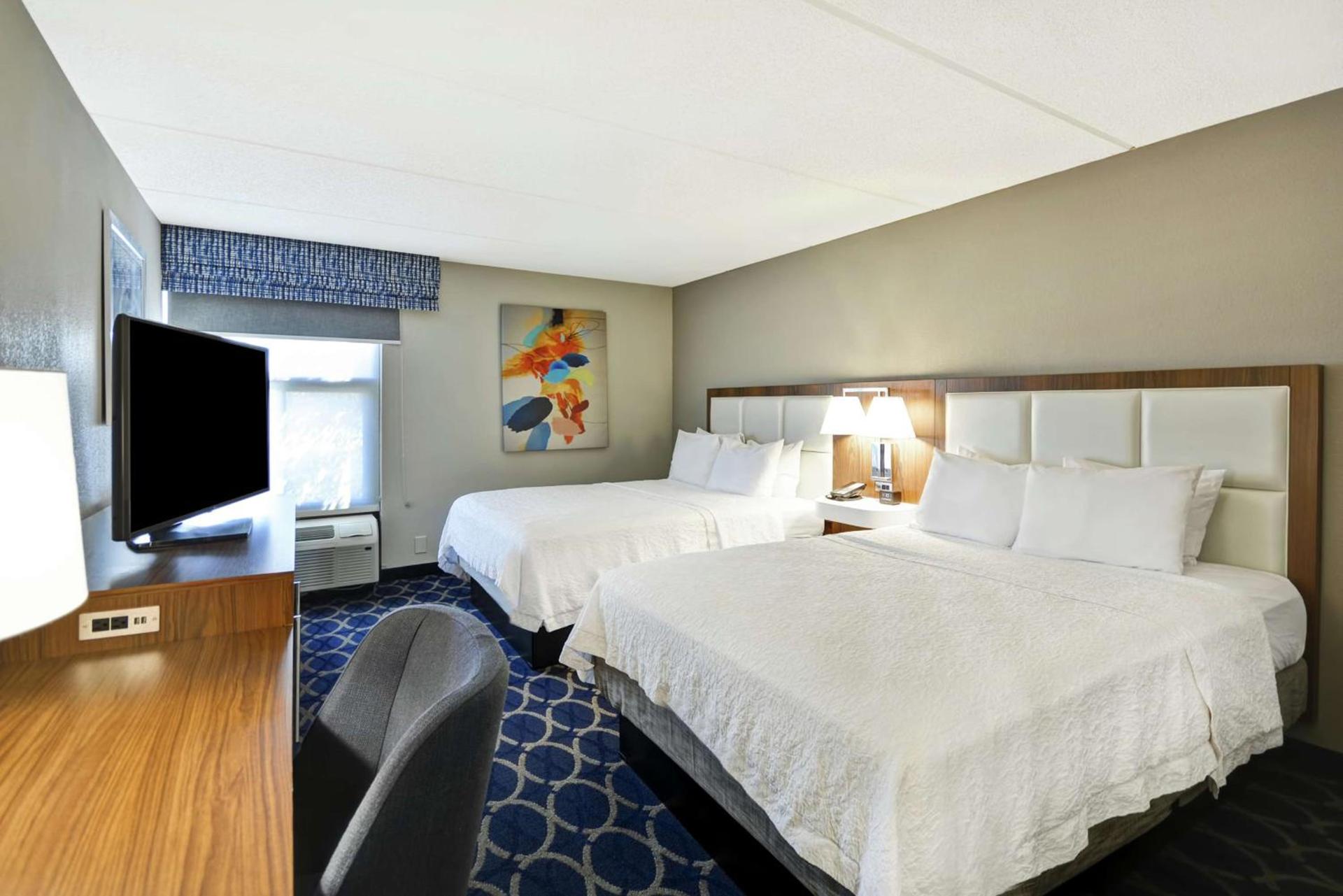 Hampton Inn Auburn photo 30