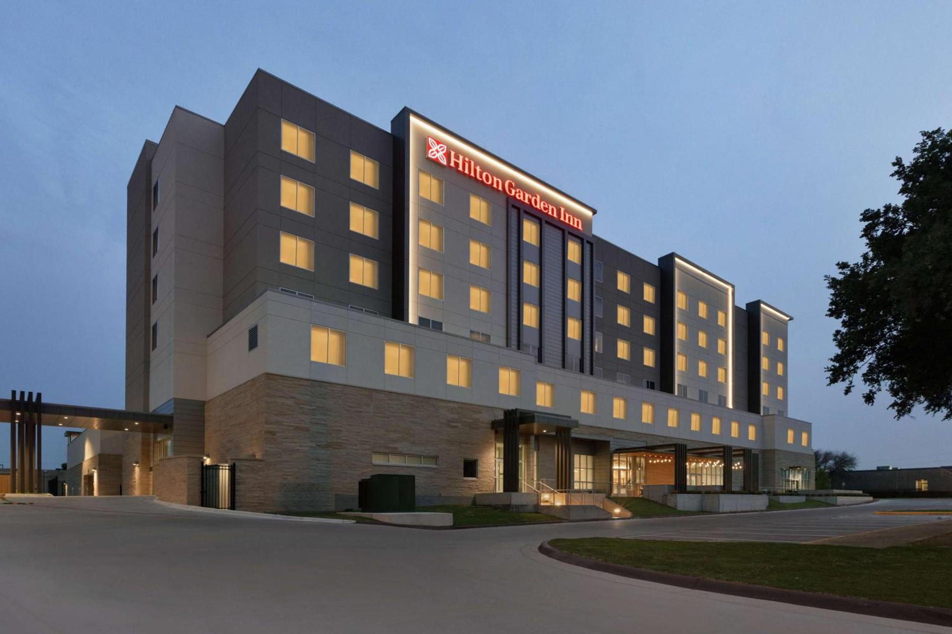 Hilton Garden Inn Austin North-Near the Domain, TX photo 6