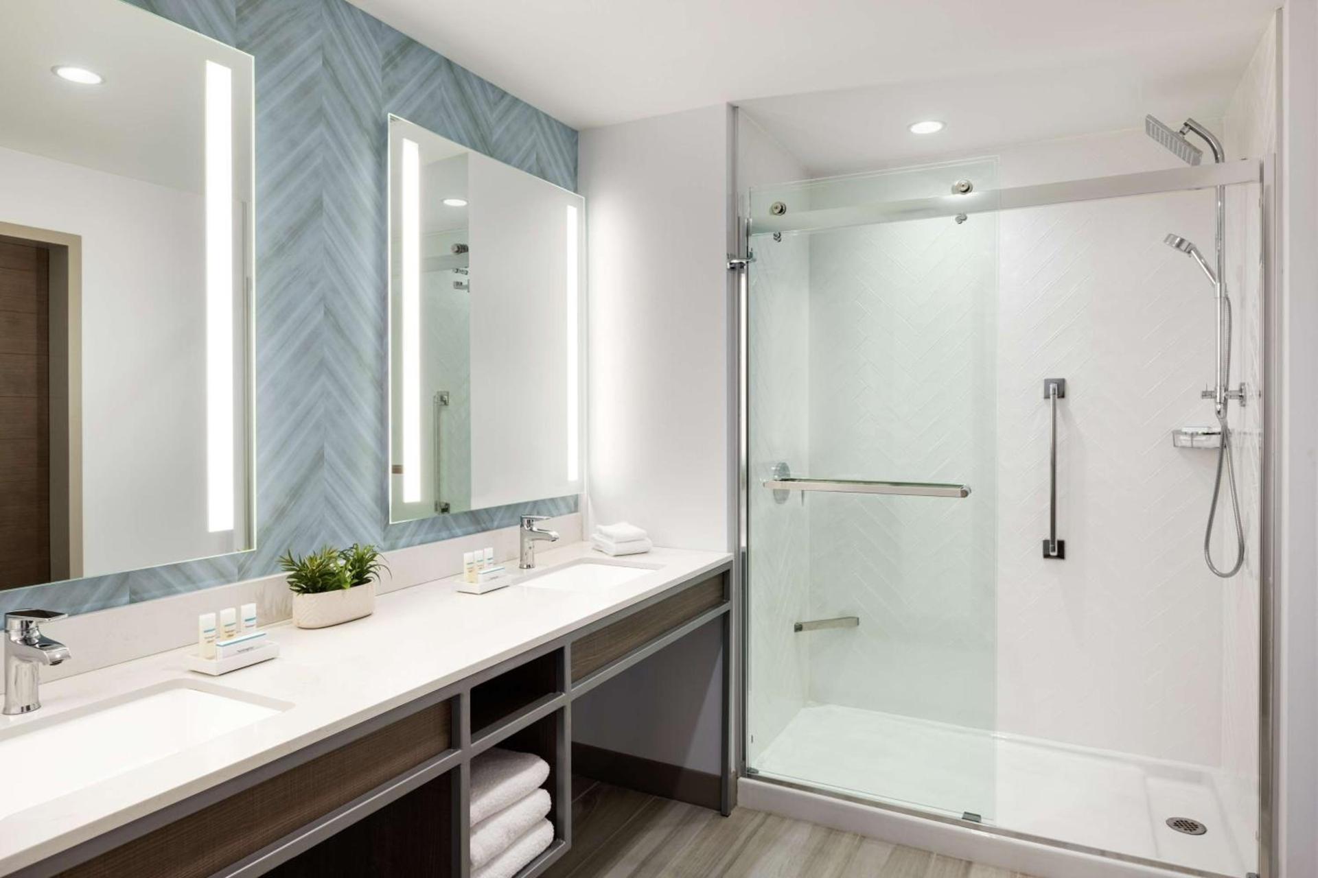 Hilton Garden Inn Austin North-Near the Domain, TX photo 18