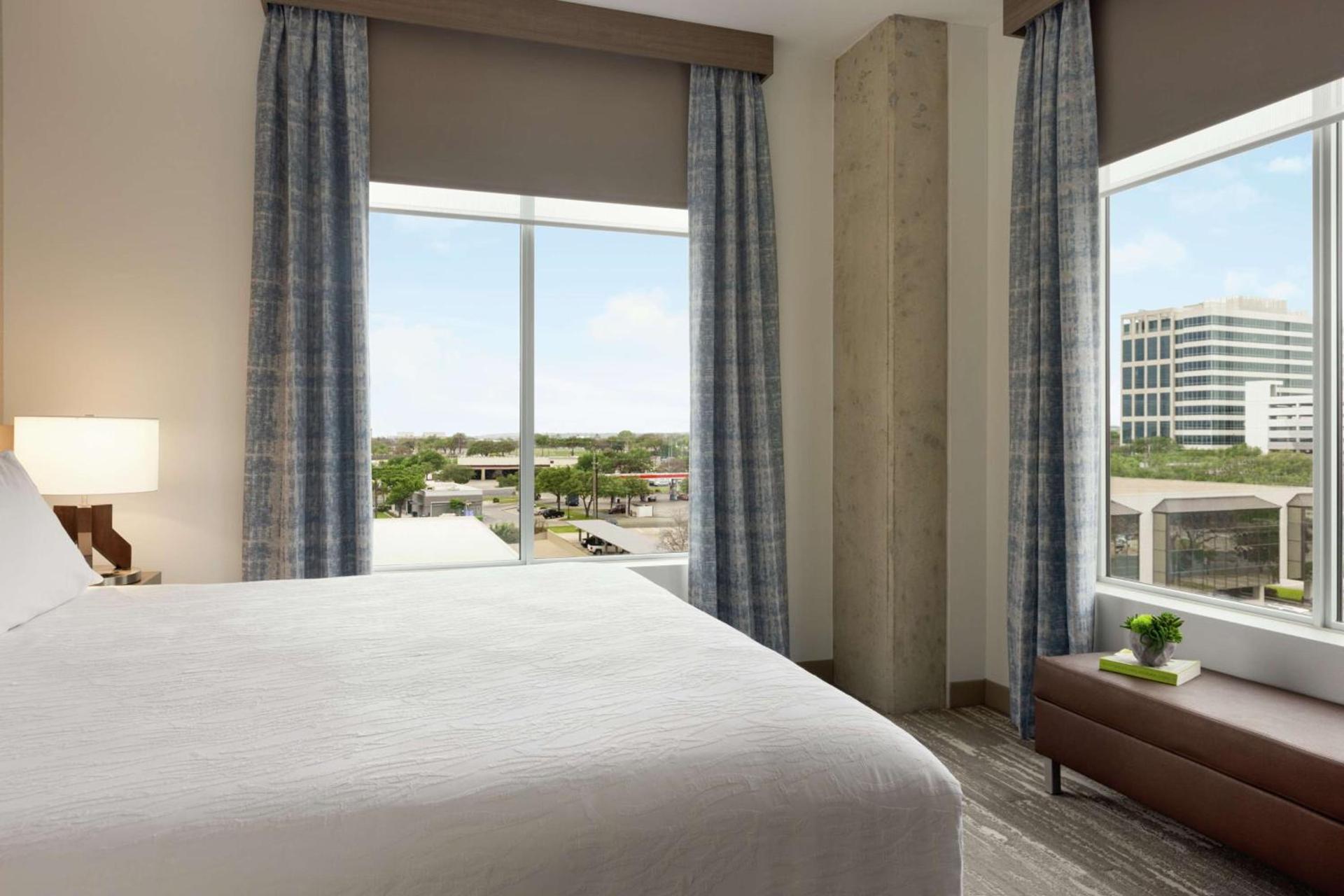 Hilton Garden Inn Austin North-Near the Domain, TX photo 27