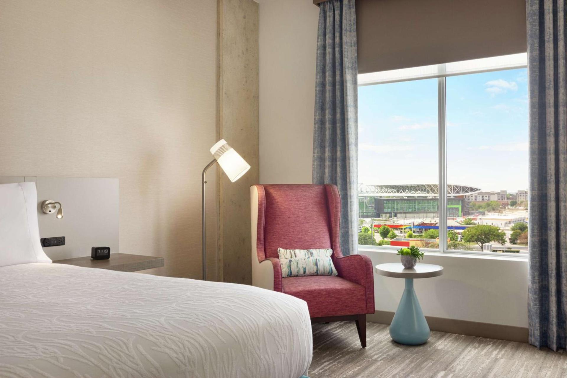 Hilton Garden Inn Austin North-Near the Domain, TX photo 32