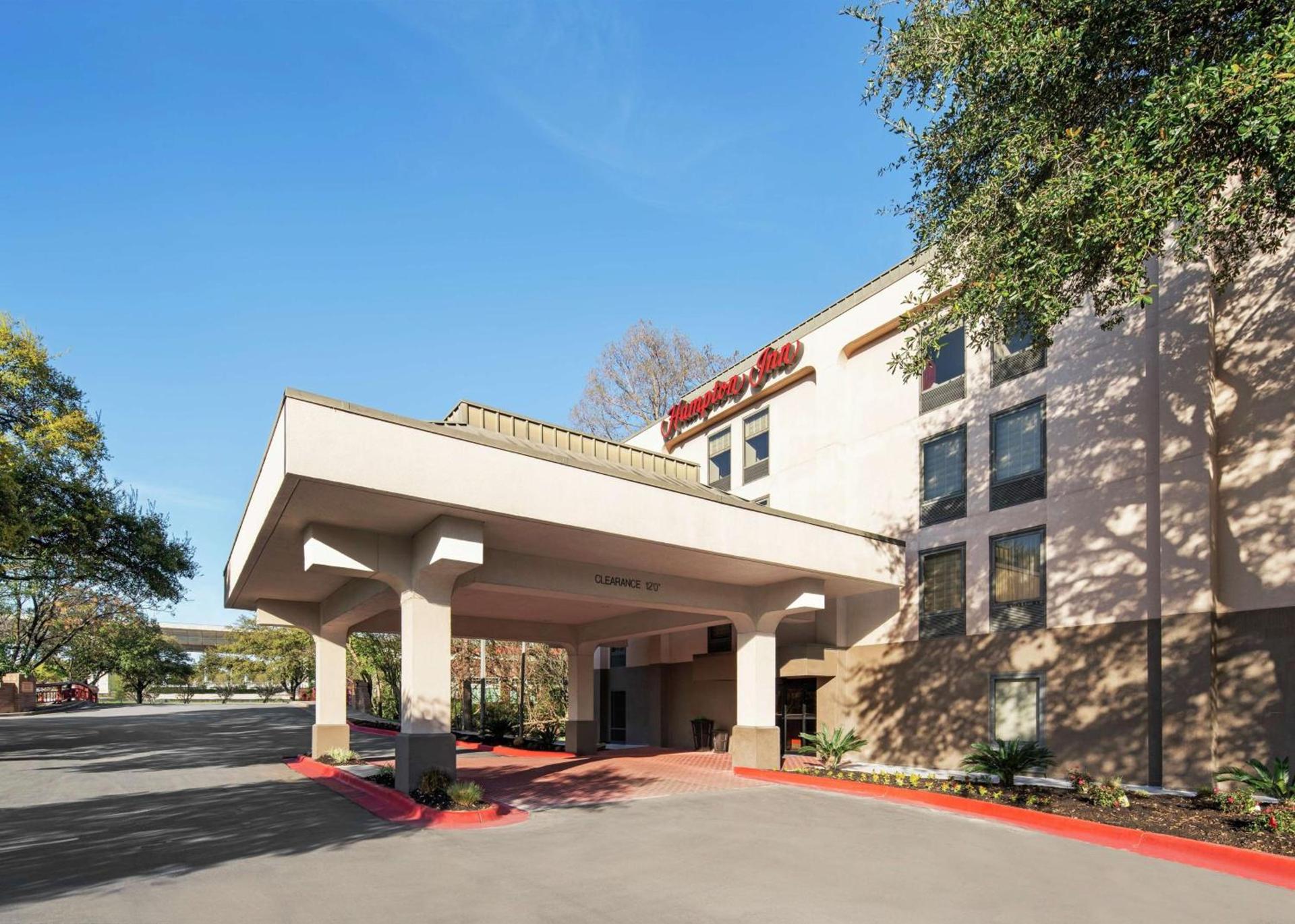 Hampton Inn Austin North photo 1