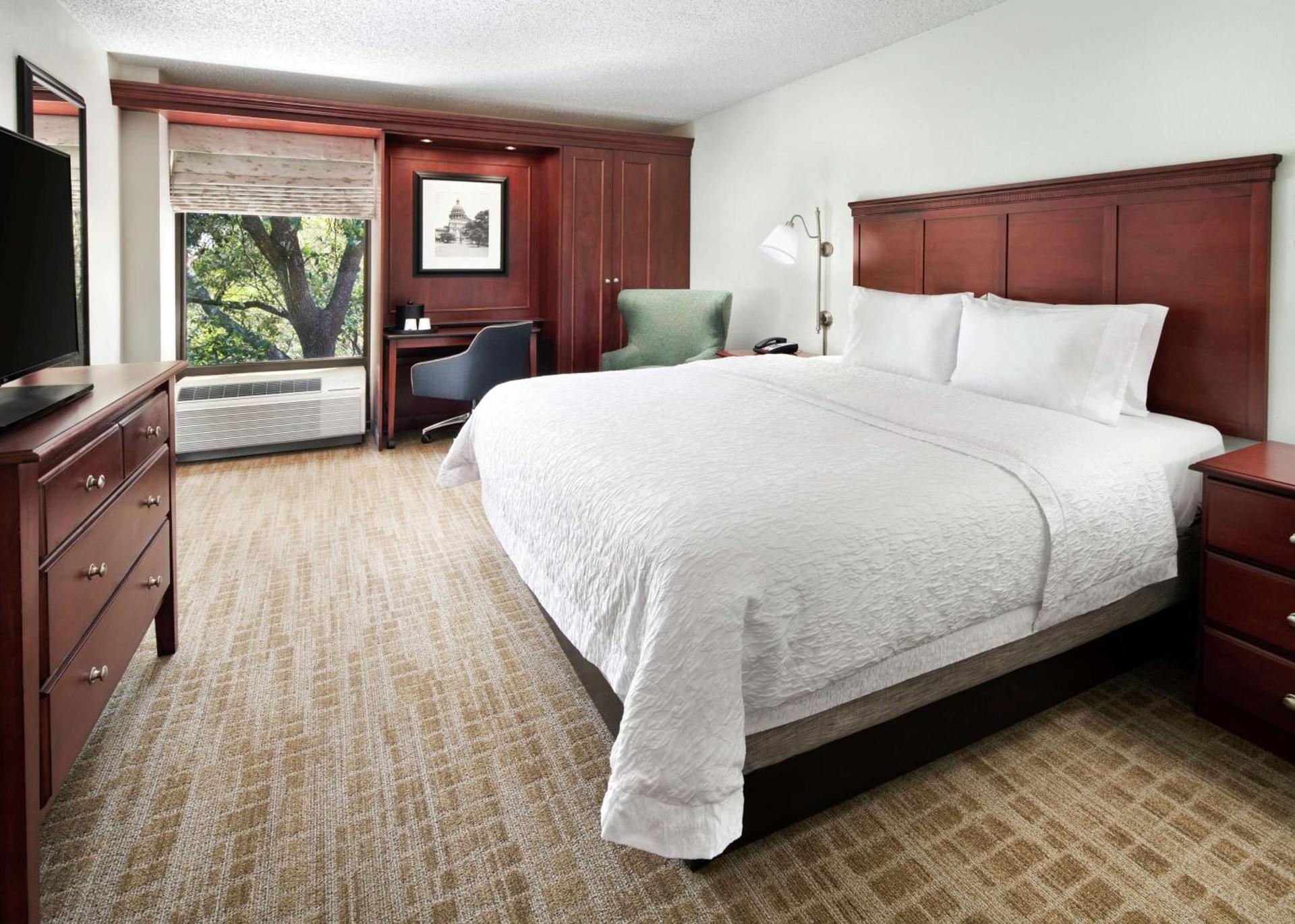 Hampton Inn Austin North photo 23