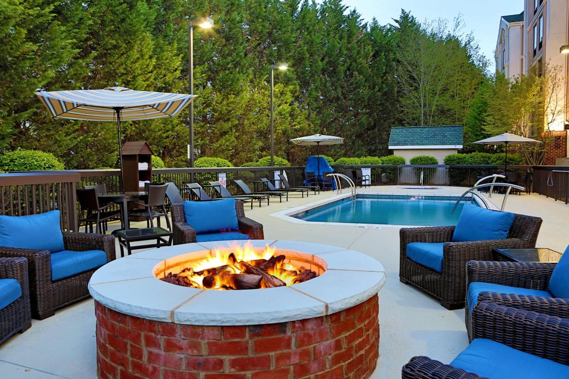Hampton Inn and Suites Asheville Airport photo 8