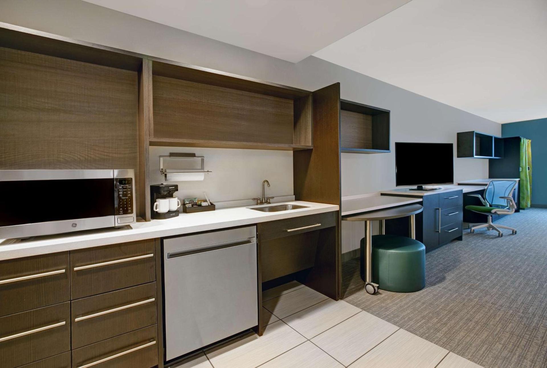 Home2 Suites By Hilton Asheville Airport photo 40