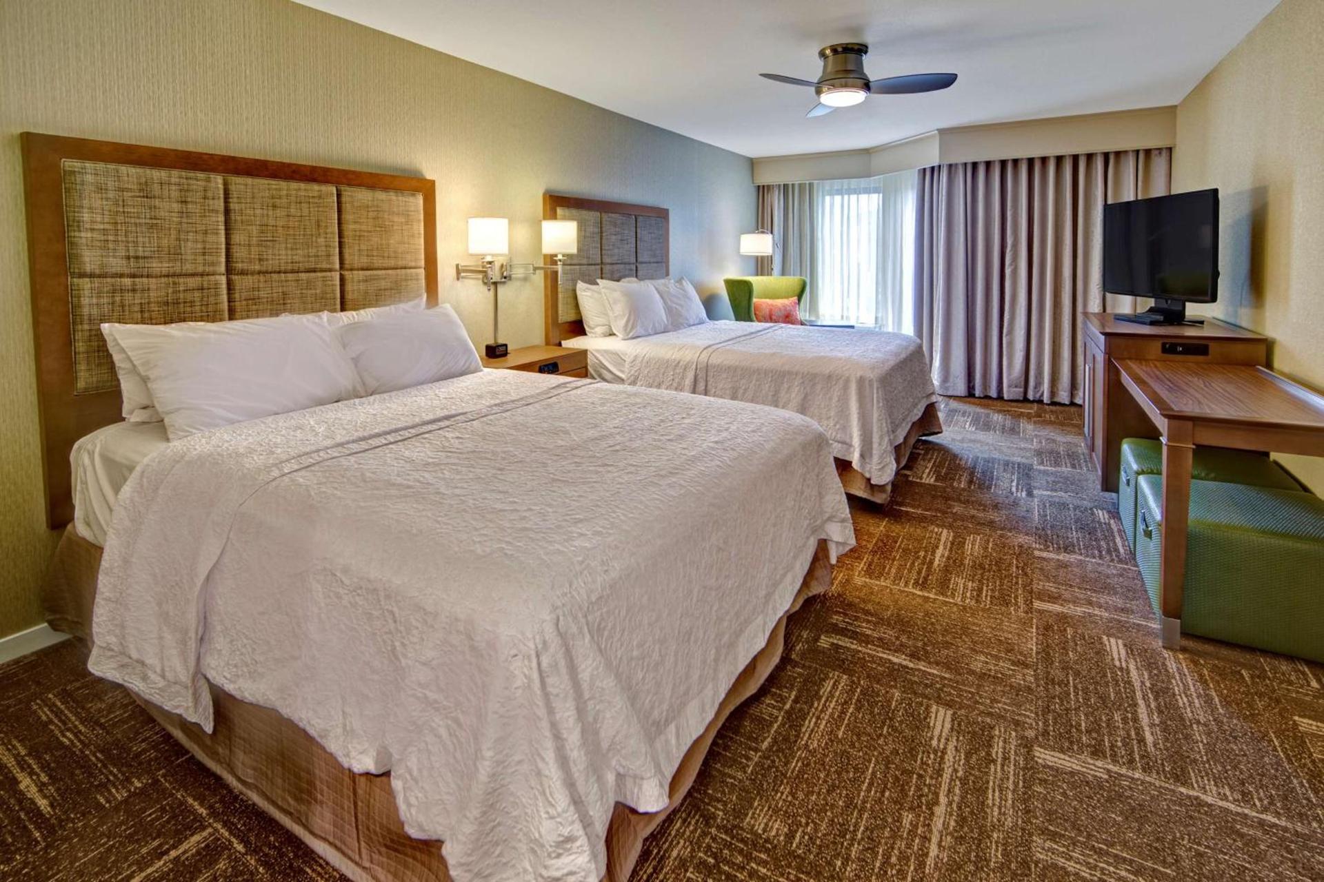 Hampton Inn and Suites Asheville Airport photo 23
