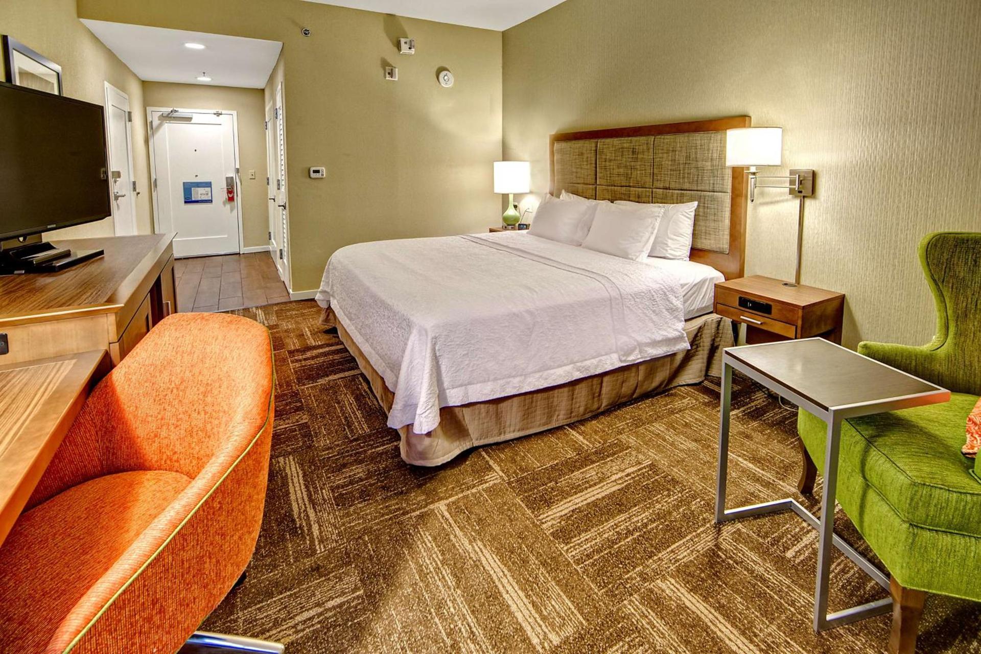 Hampton Inn and Suites Asheville Airport photo 24