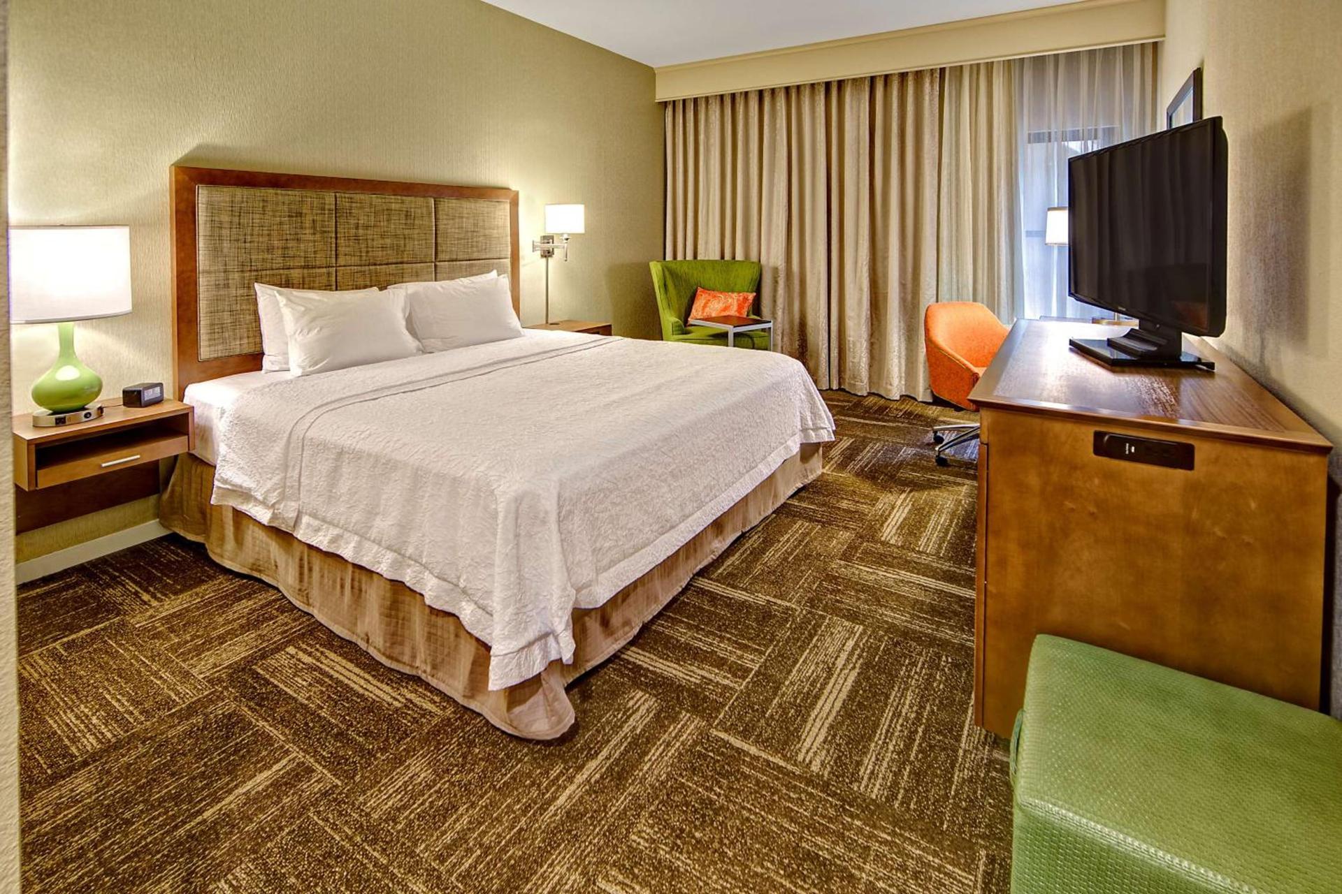 Hampton Inn and Suites Asheville Airport photo 31