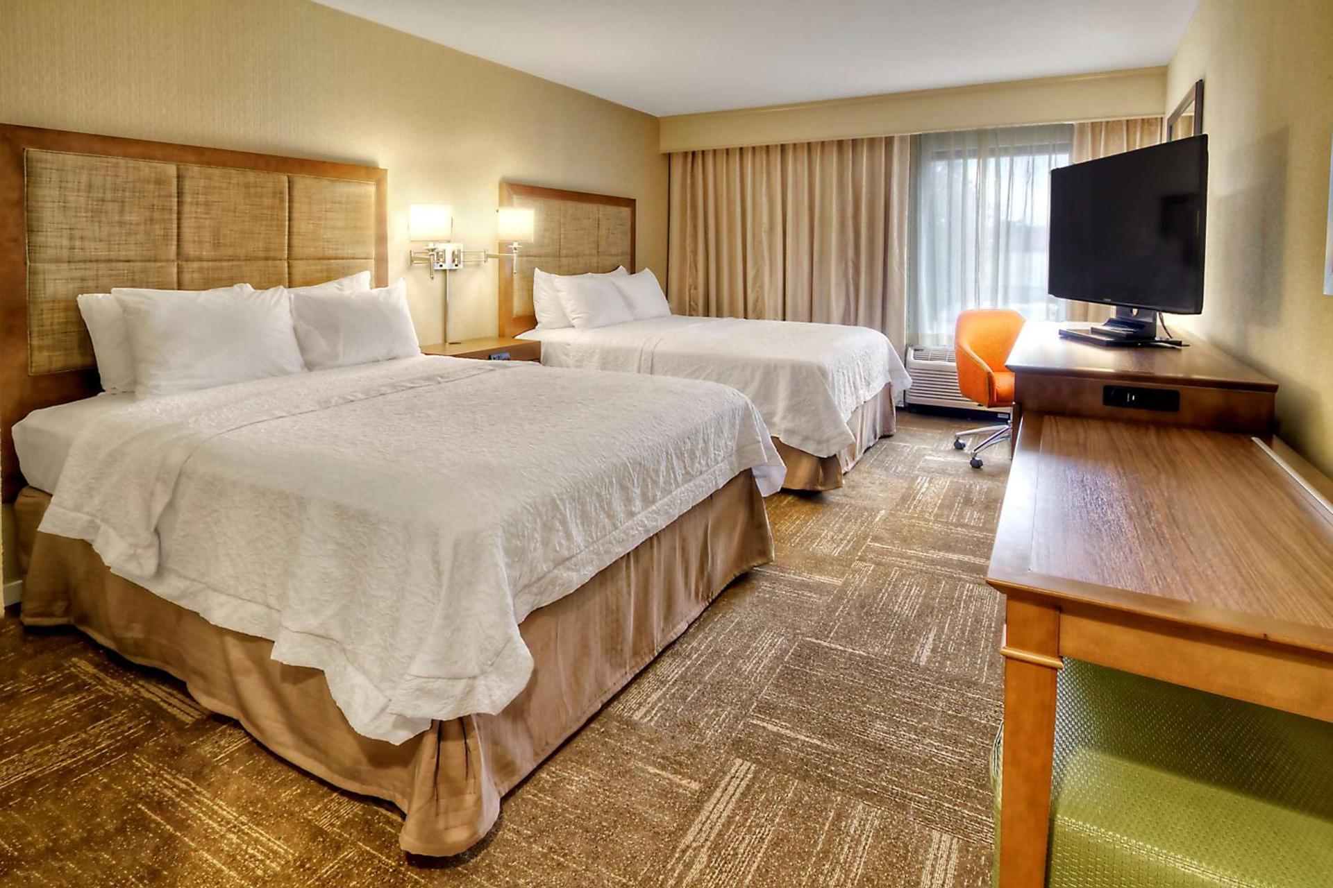 Hampton Inn and Suites Asheville Airport photo 34
