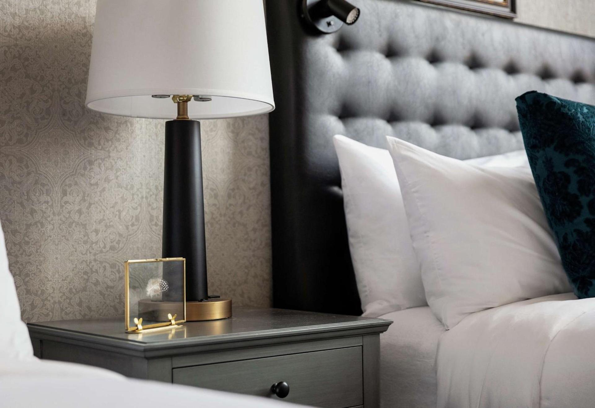 Foundry Hotel Asheville, Curio Collection By Hilton photo 4