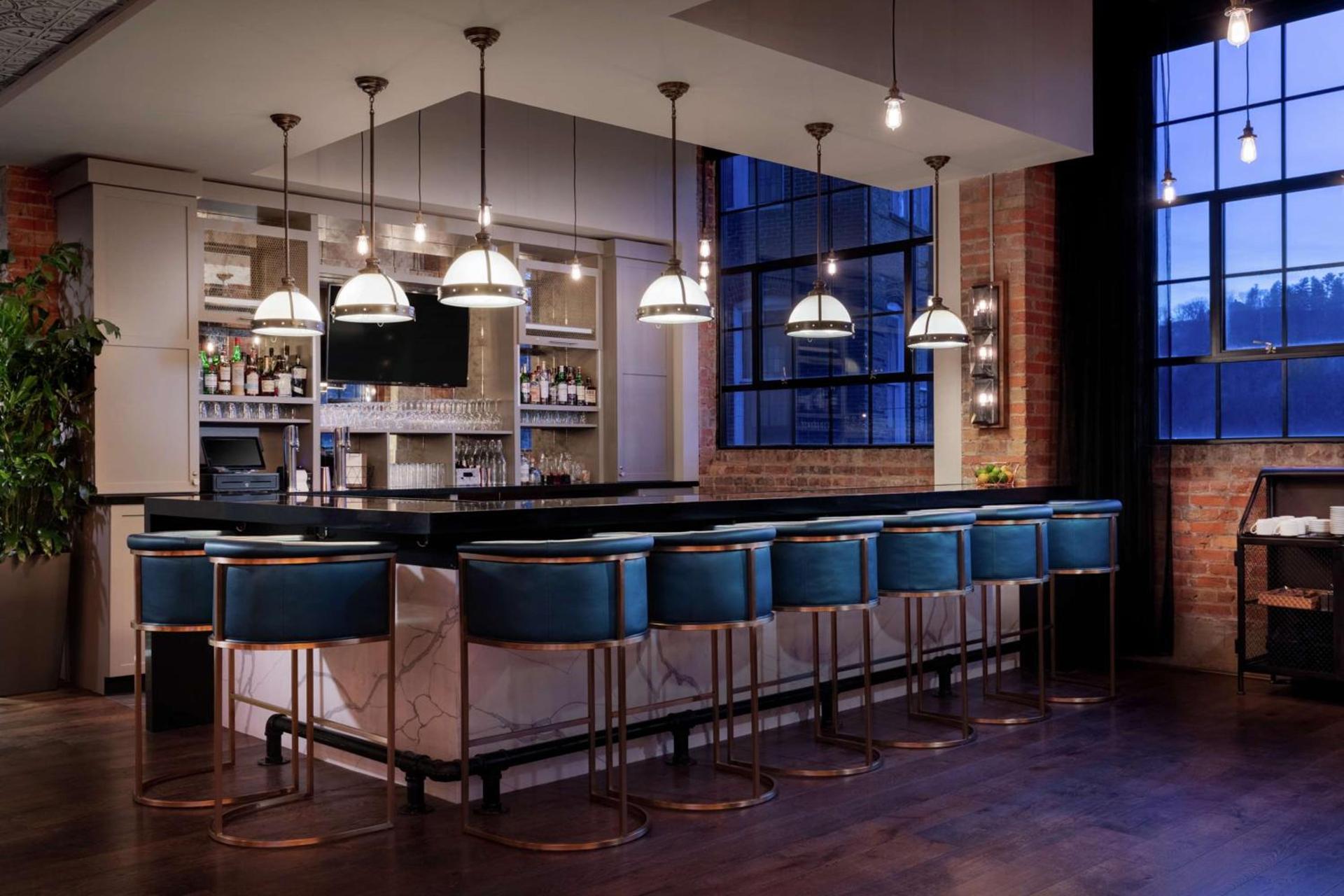 Foundry Hotel Asheville, Curio Collection By Hilton photo 5