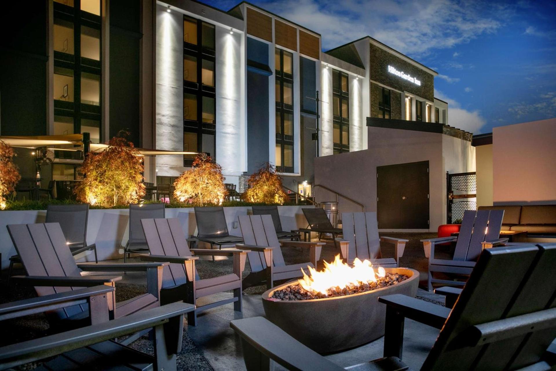 Hilton Garden Inn Asheville South photo 2
