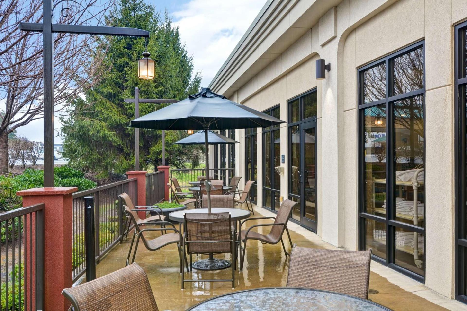 Hampton Inn Hendersonville photo 6